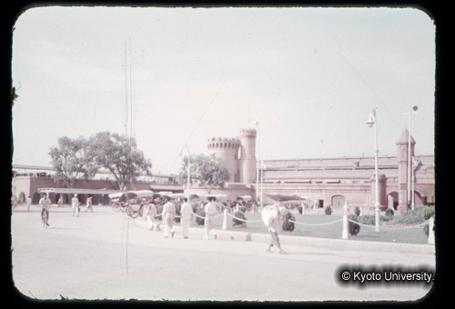 カラースライドF02_13 (1)