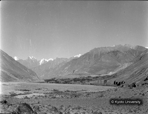 ヒンズークシ地域撮影フィルム : F-11-4 (1)