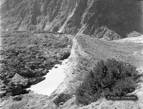 ヒンズークシ地域撮影フィルム : F-14-10 (1)