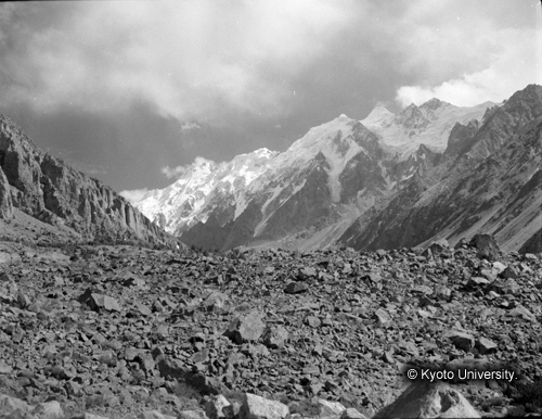 ヒンズークシ地域撮影フィルム : F-13-11 (1)