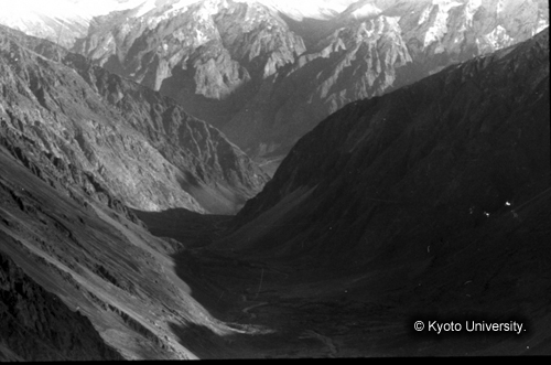 ヒンズークシ地域撮影フィルム : LF-13-10 (1)