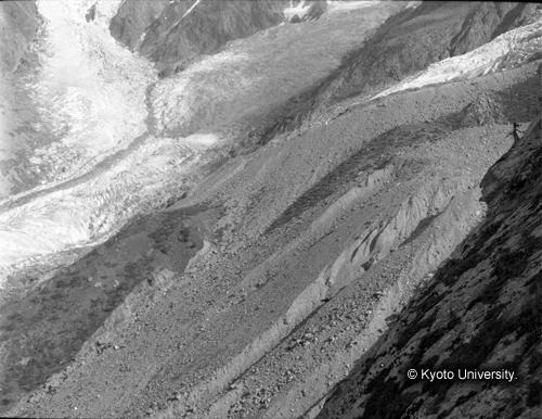 ヒンズークシ地域撮影フィルム : F-22-3 (1)