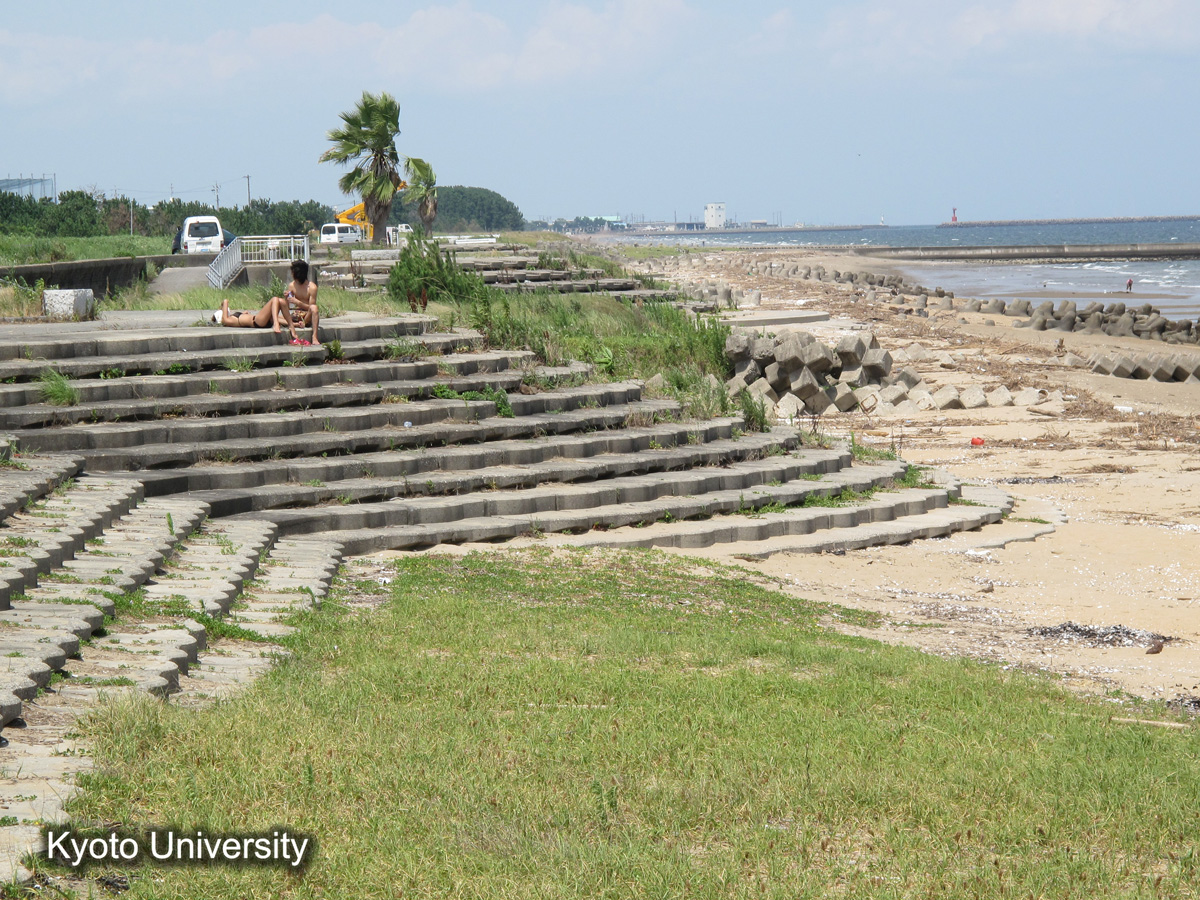 津管内　田中川　樋門の北（2010） (1)