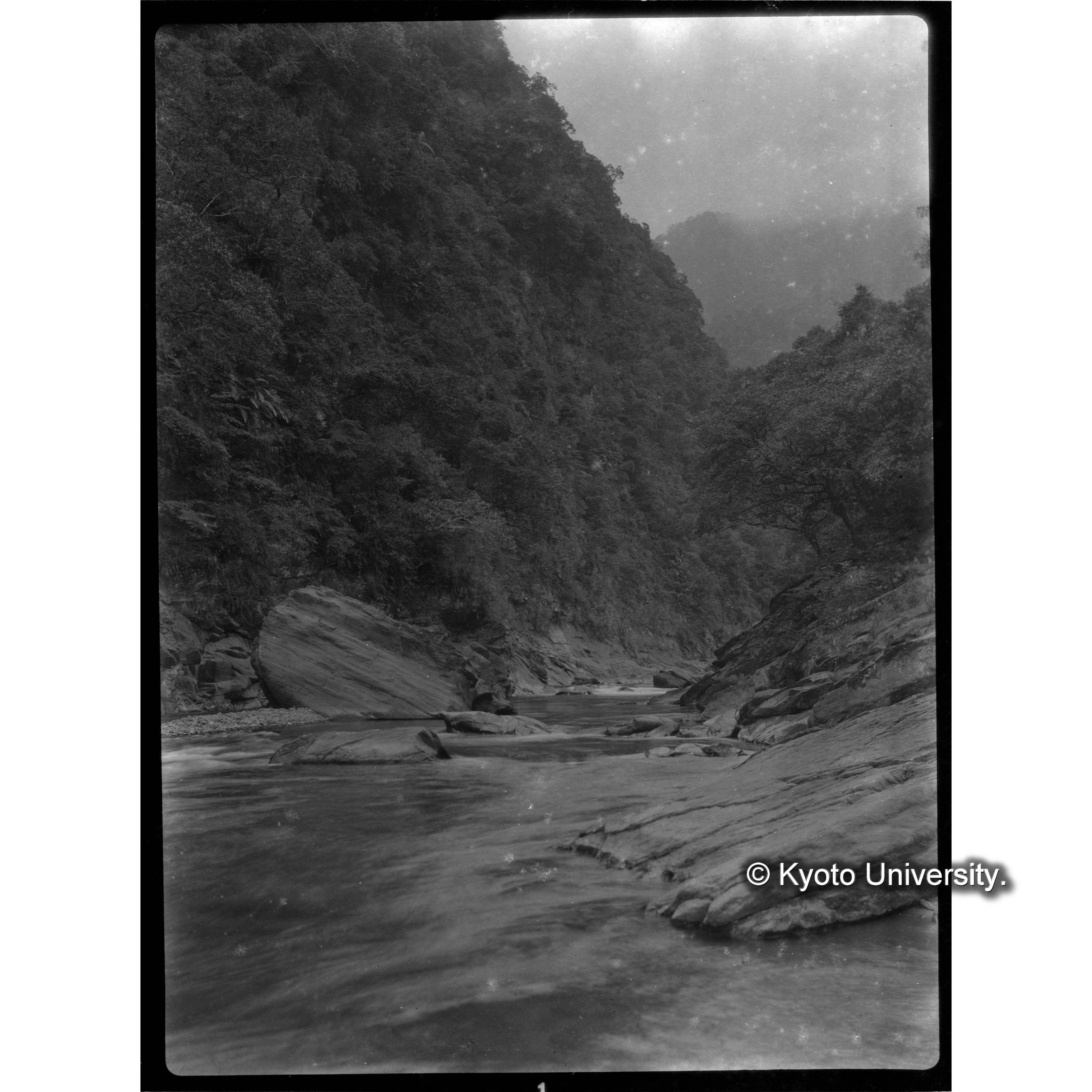 ウライ蕃社　渓谷 (1)