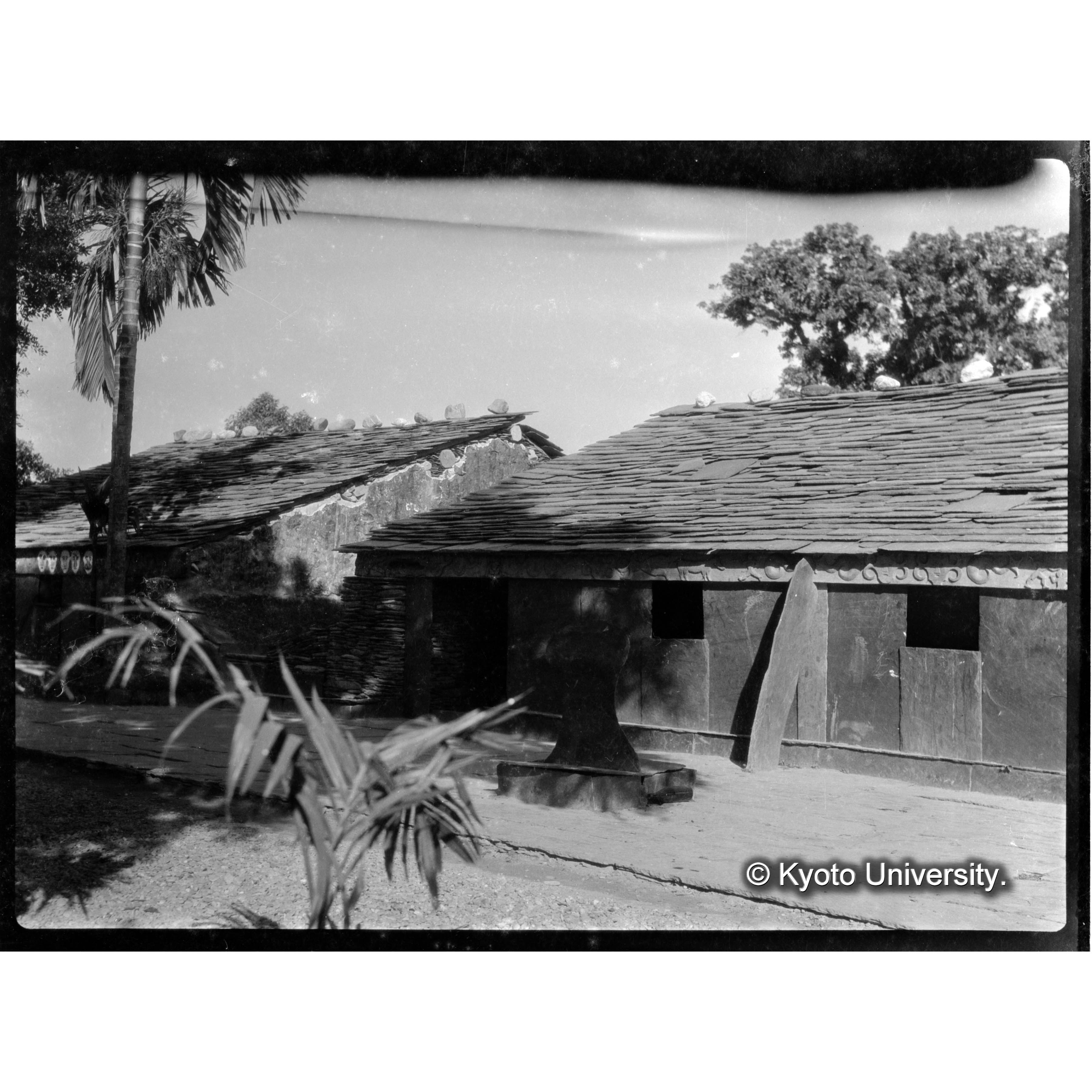 屏東における生蕃の家2 (1)