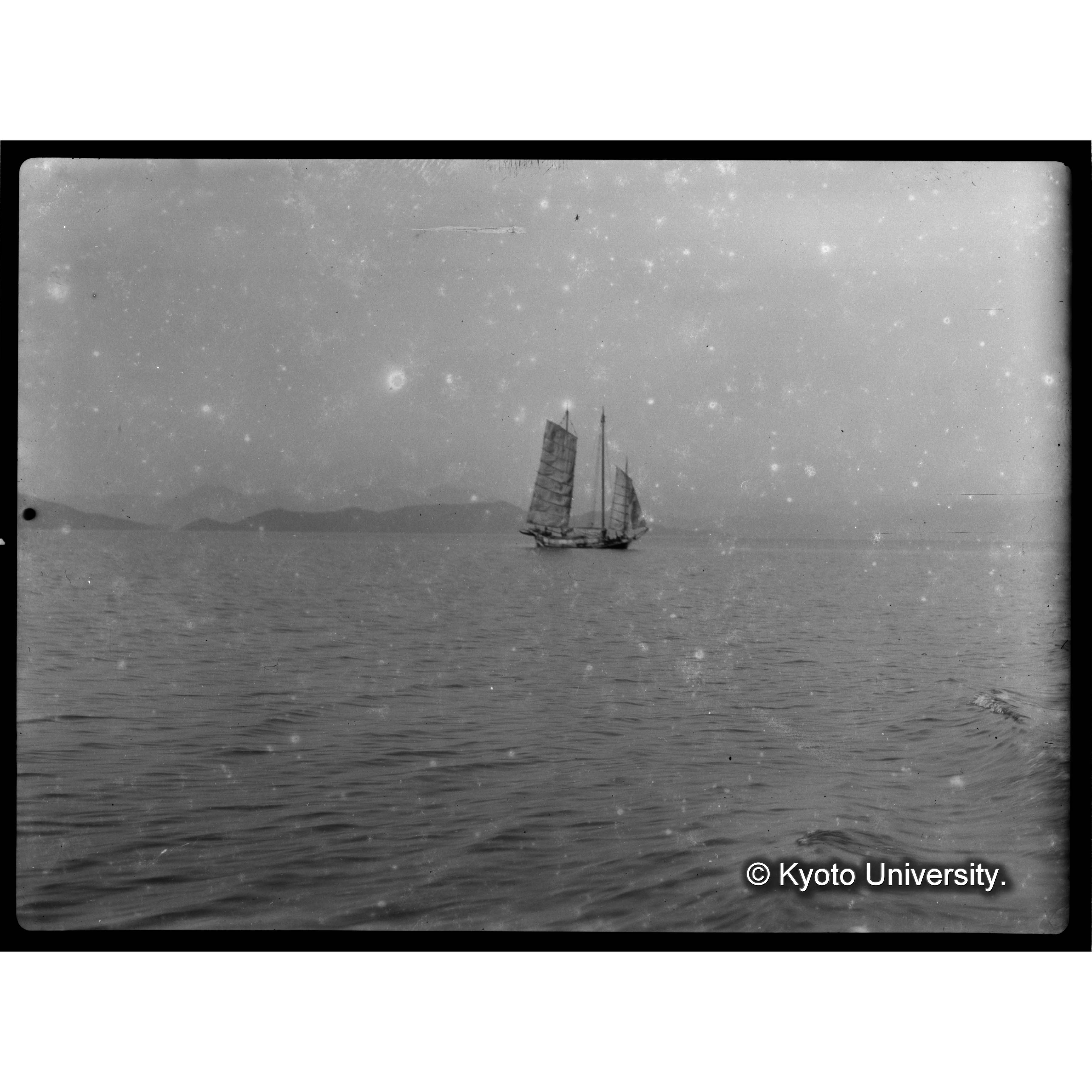 徳山湾における和船 (1)