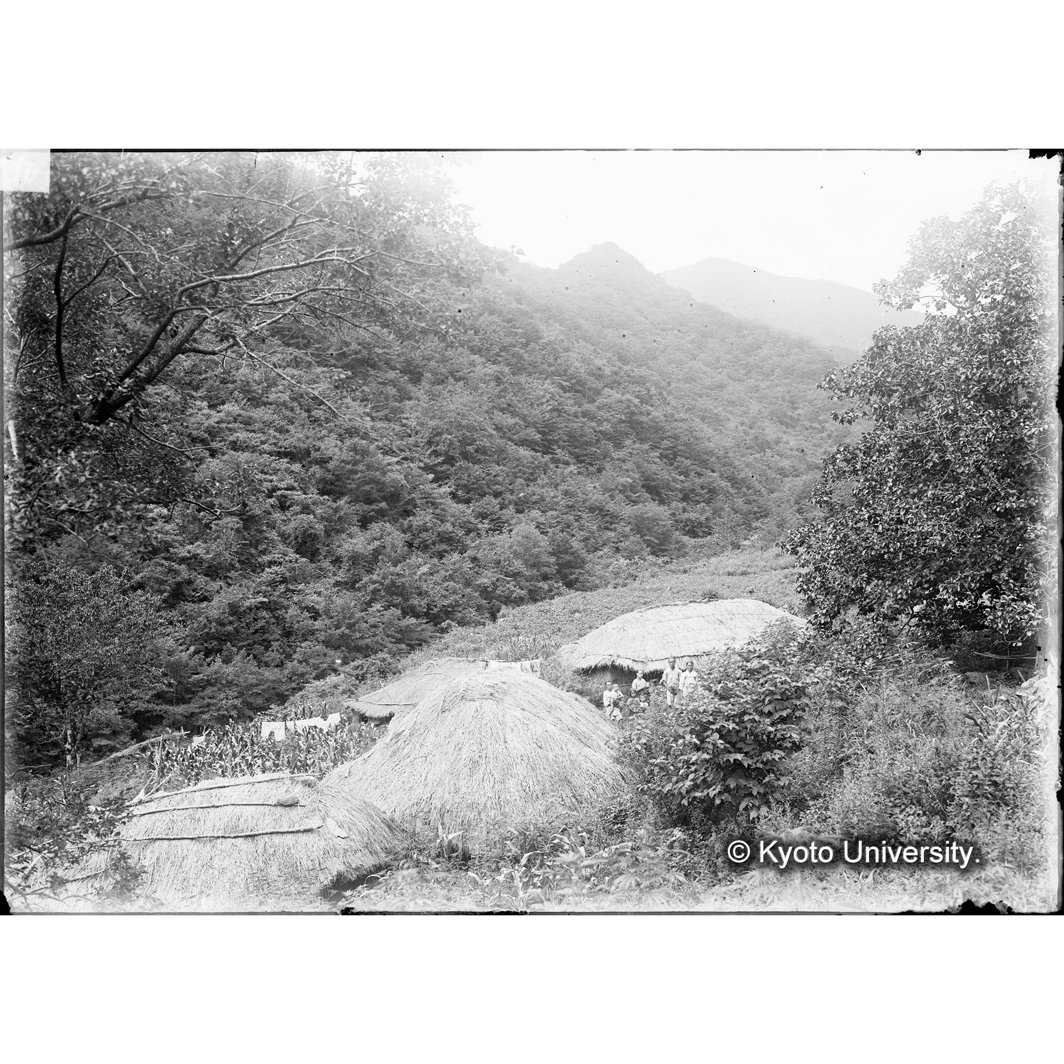 臥雲、ピアムサコル、鮮人家屋及其住民 (1)