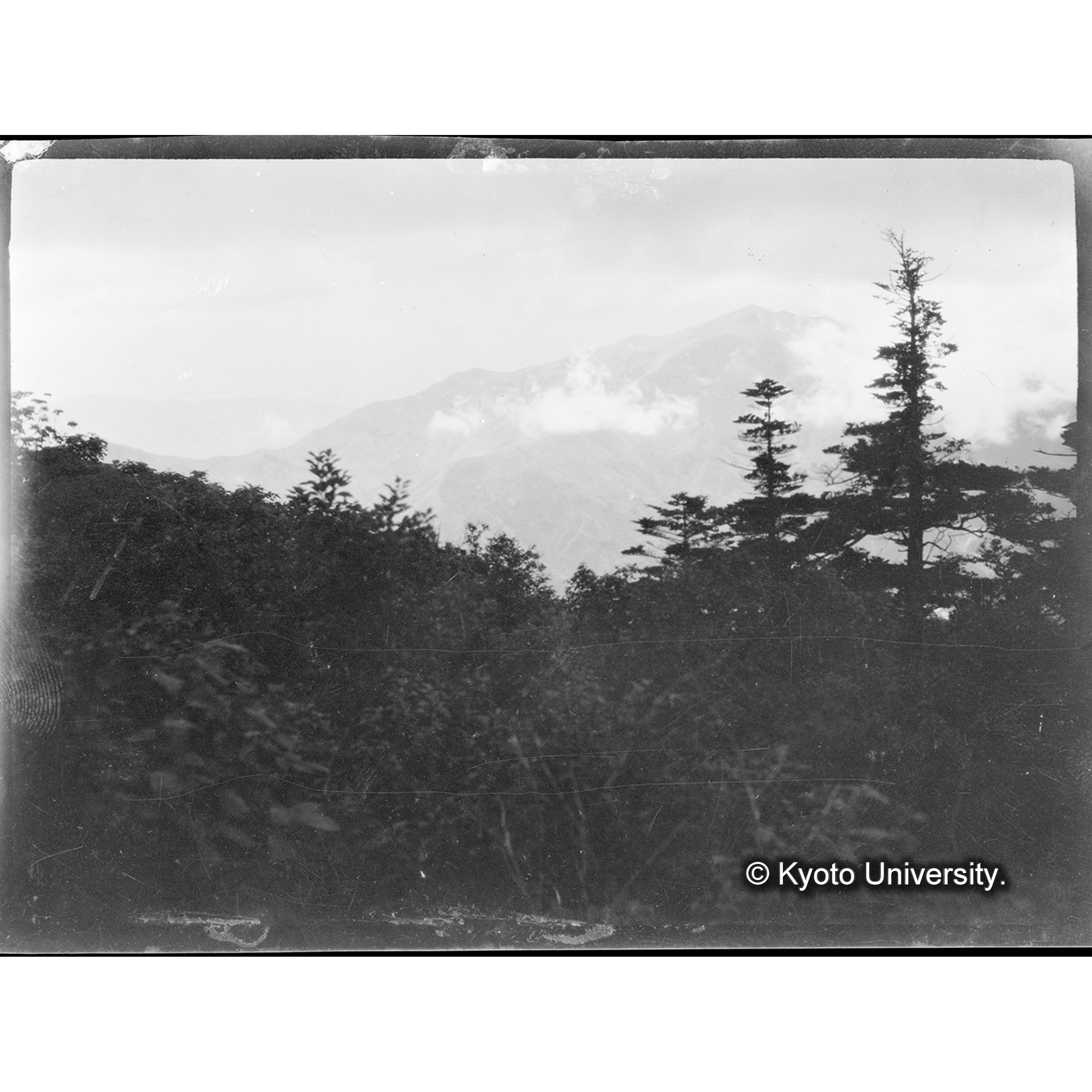 ウンボンモデミより智異山主峰西面 (1)