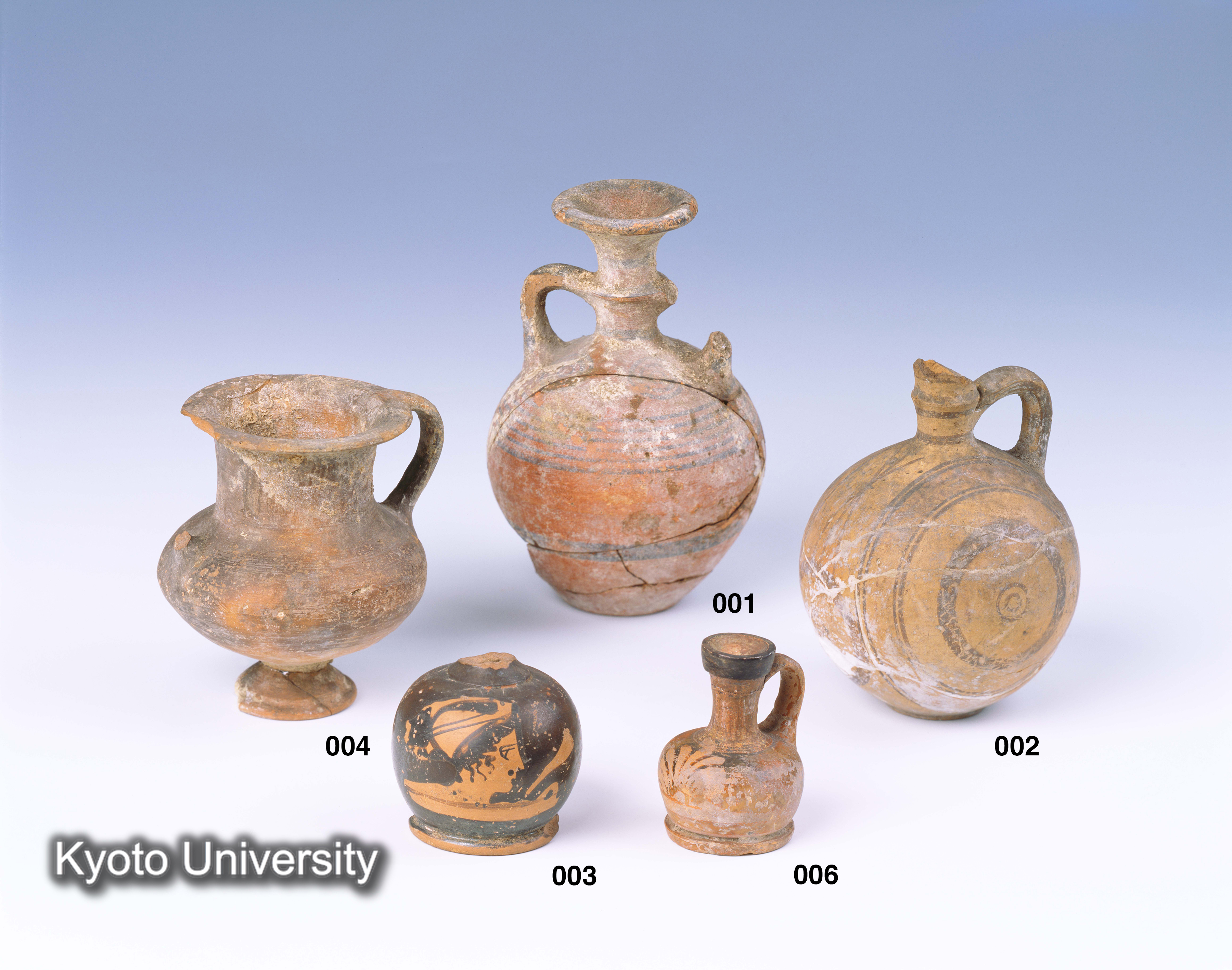 01-028_Daphnae001+002+003+004+006_p003-004 (2)