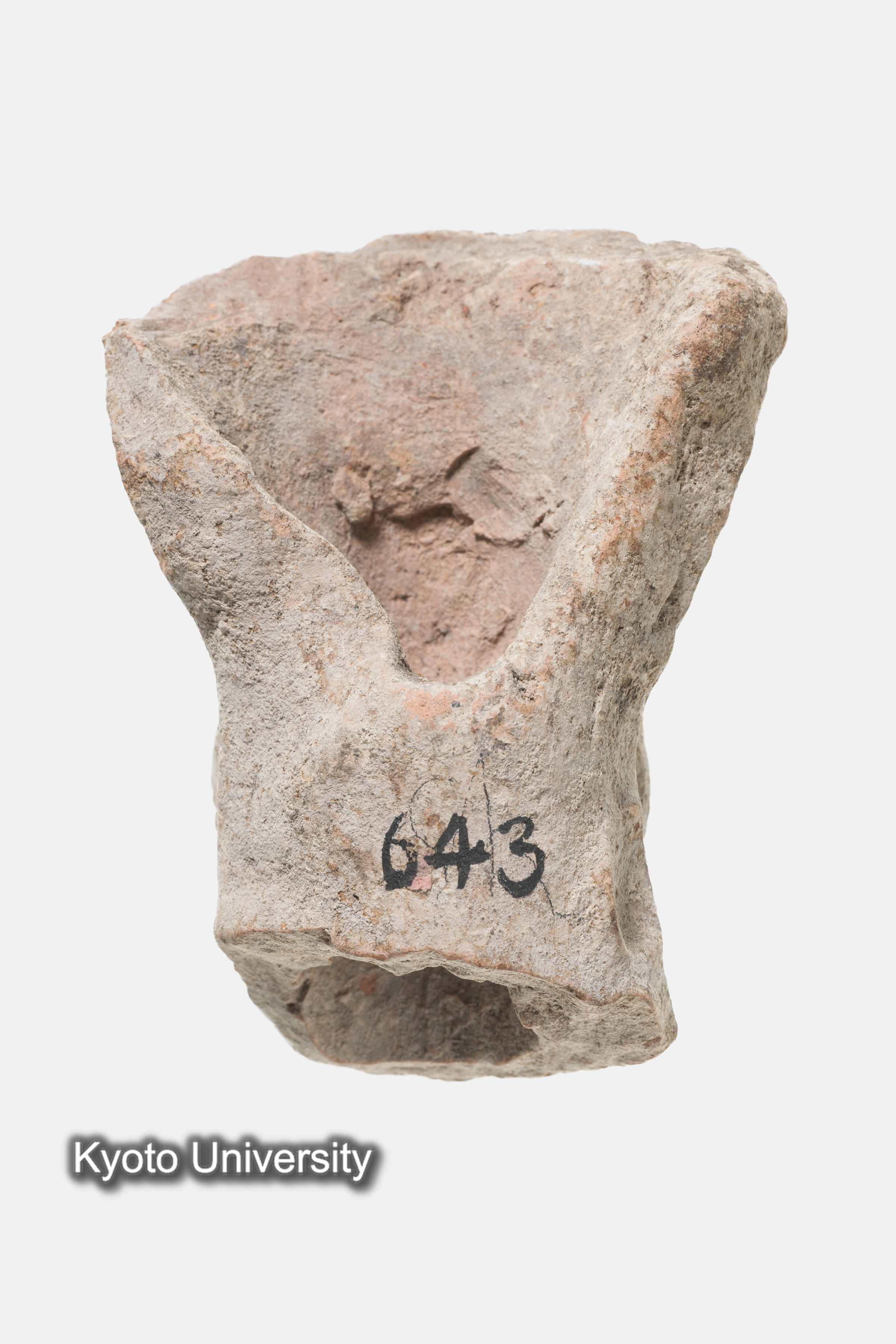 05-017_Naukratis017_p007-008 (1)