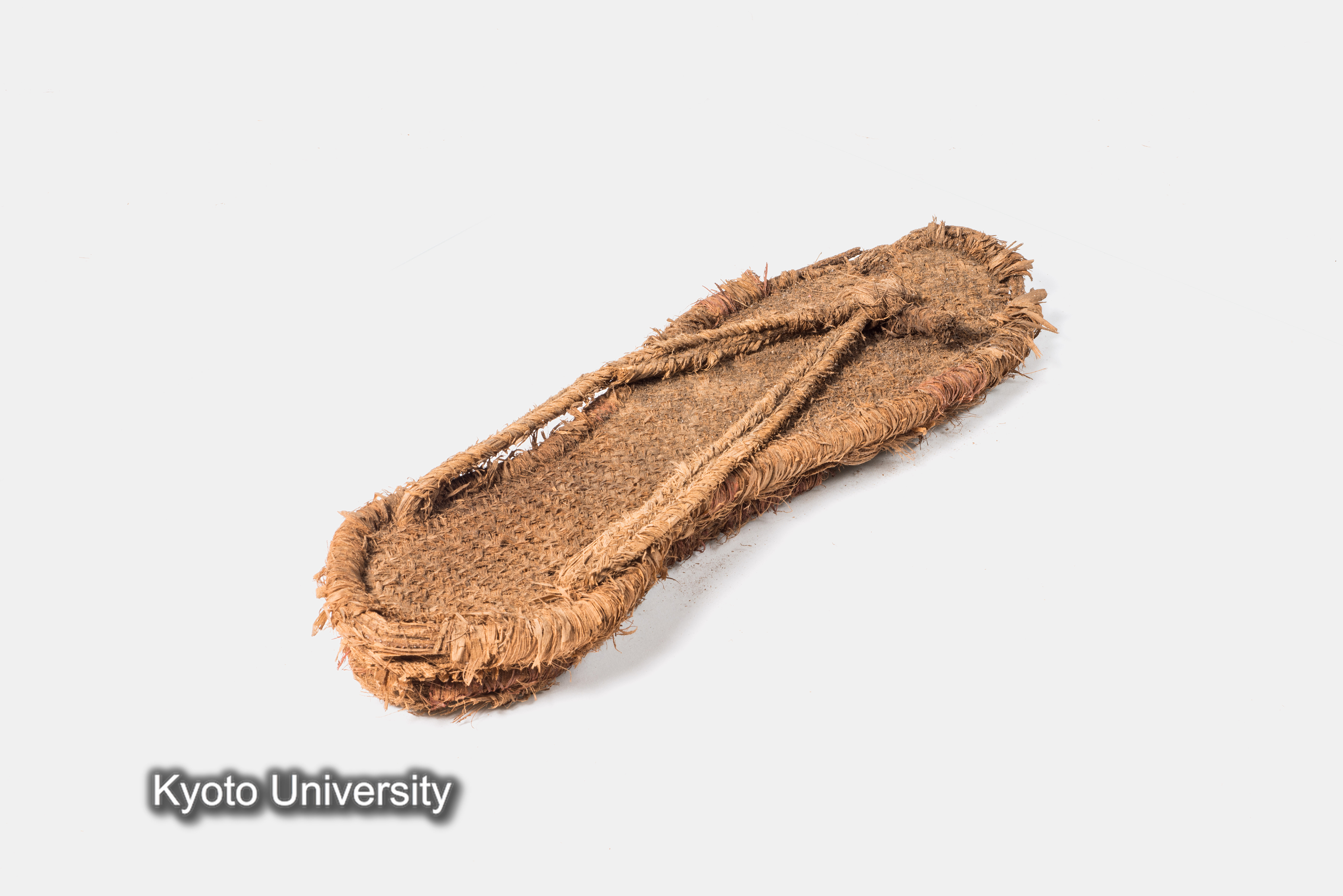 11-024_Textiles005_p143+145 (1)