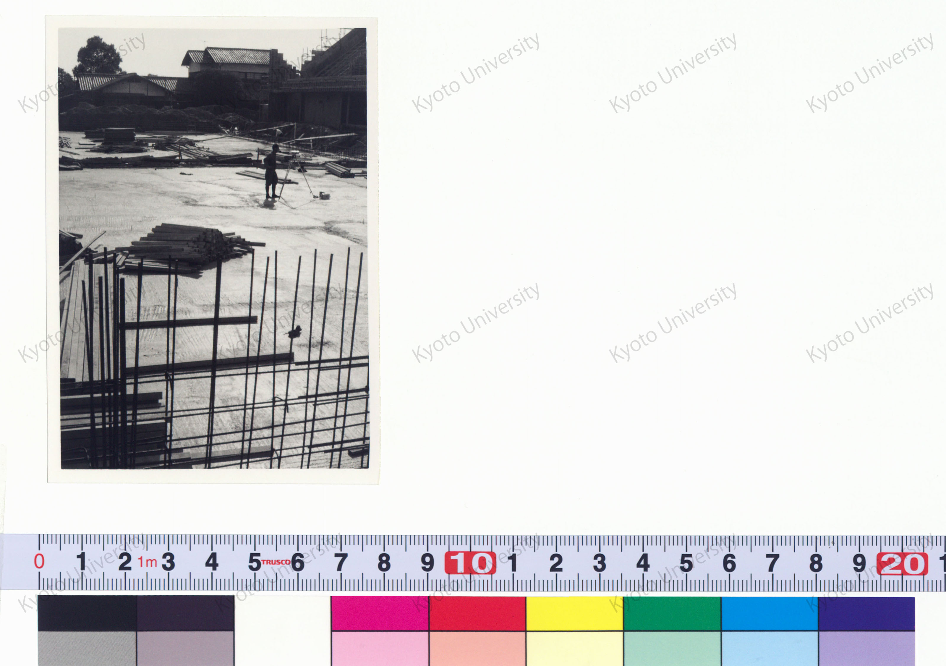 ［京都大学総合体育館］ (20)