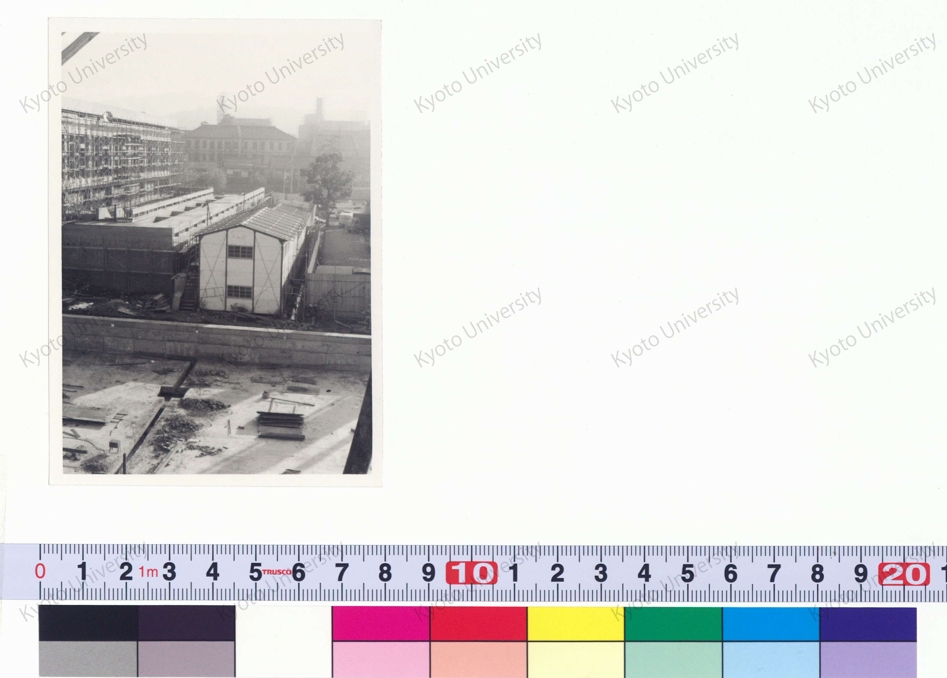 ［京都大学総合体育館］ (29)