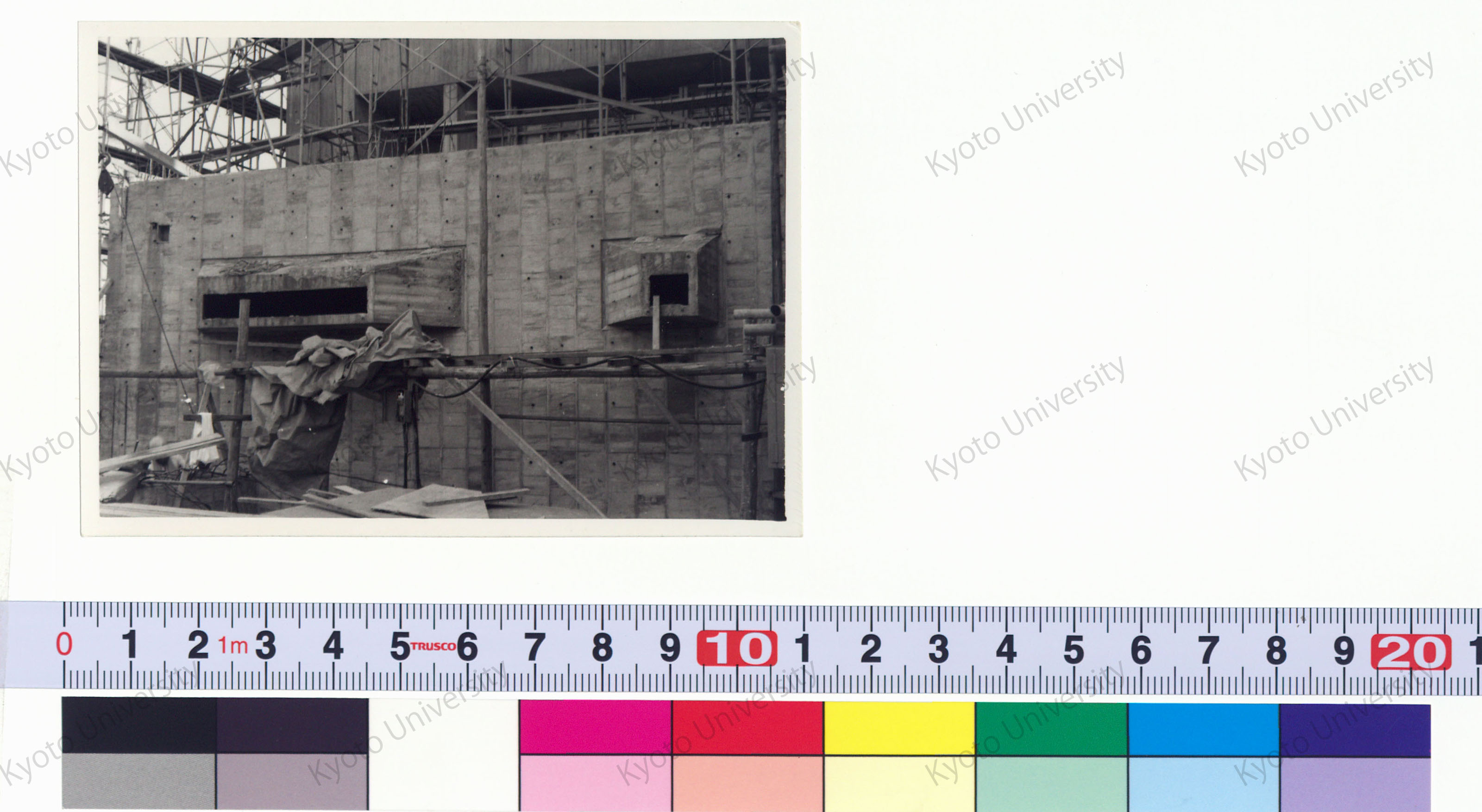 ［京都大学総合体育館］ (53)