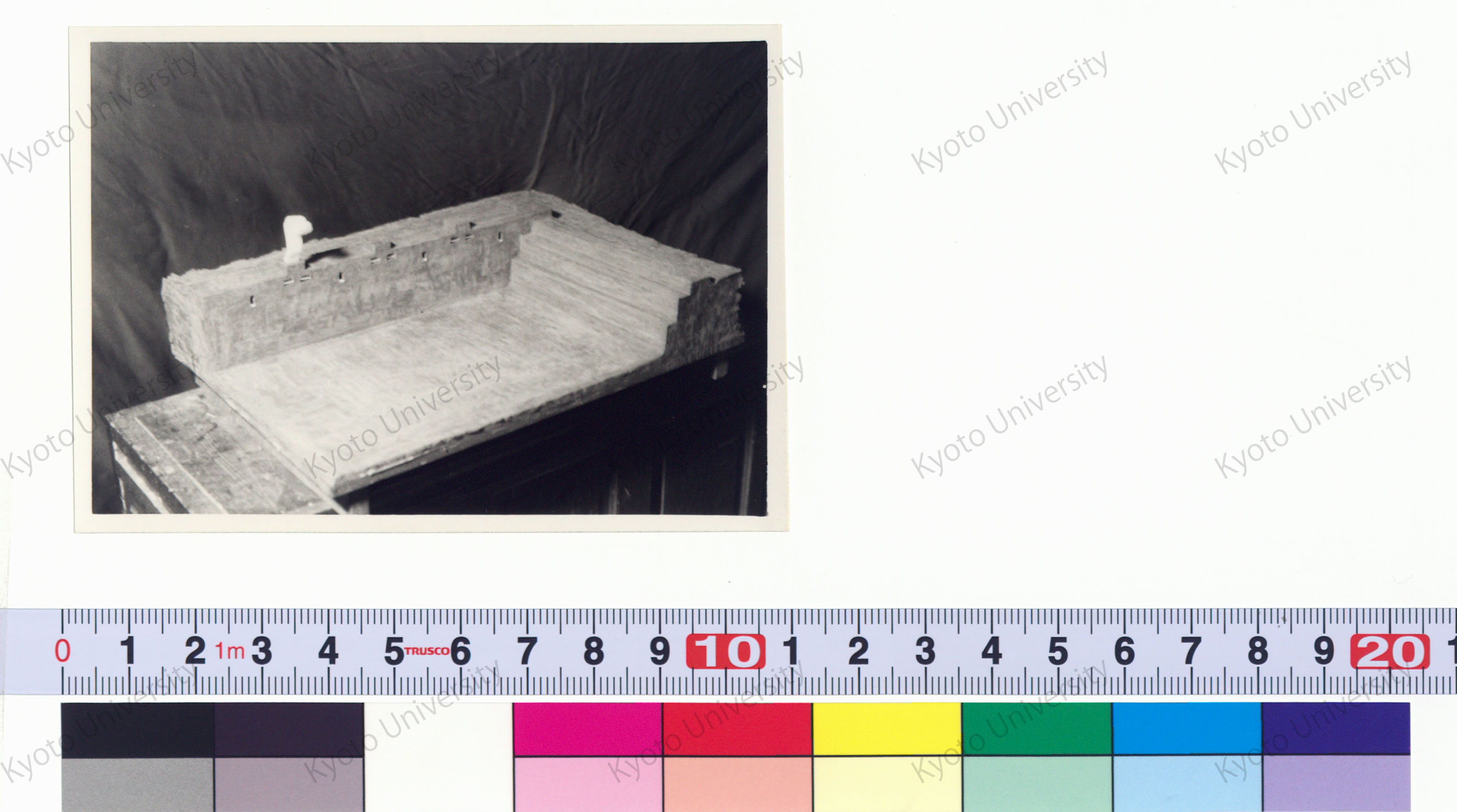 ［京都大学総合体育館］ (20)