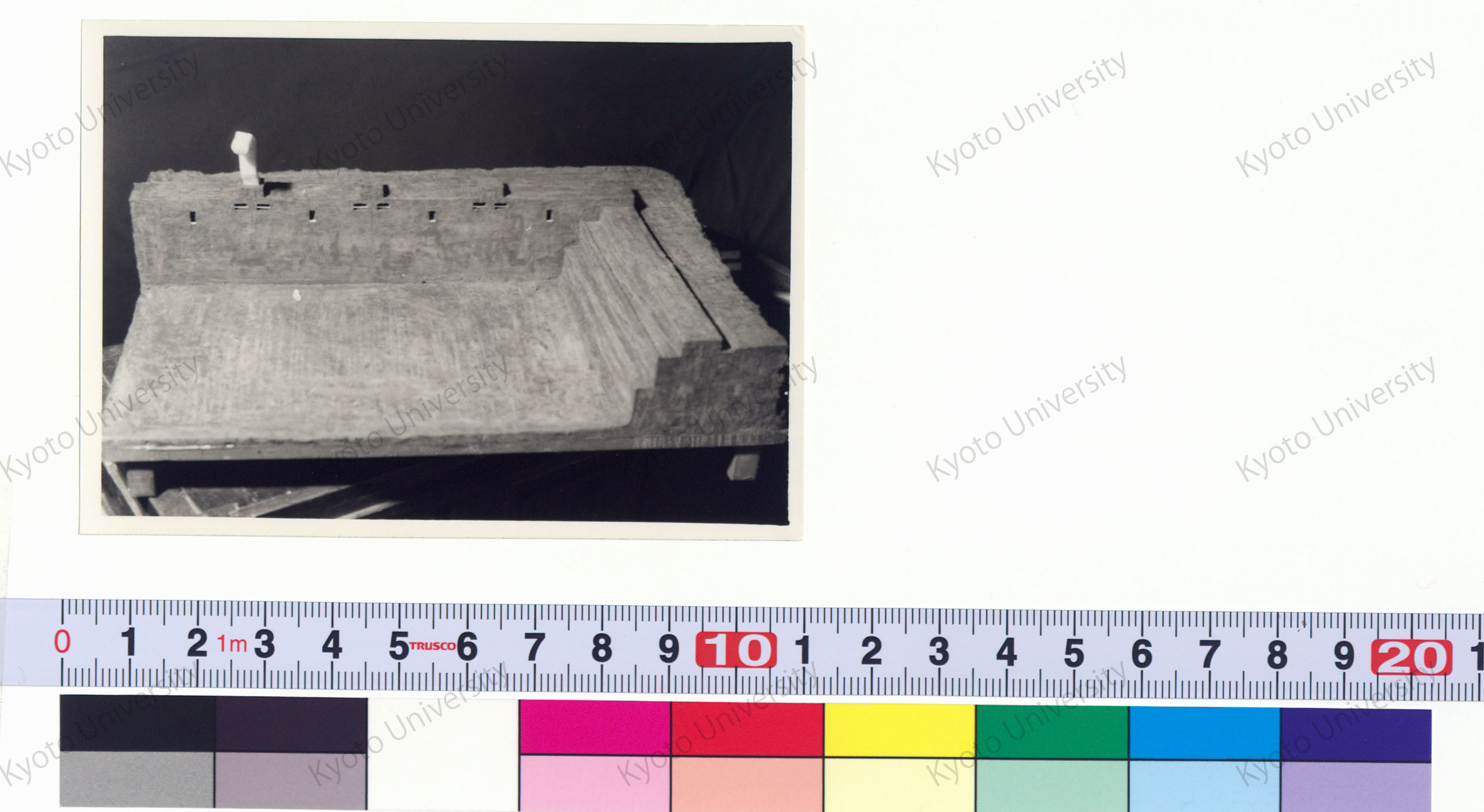 ［京都大学総合体育館］ (25)