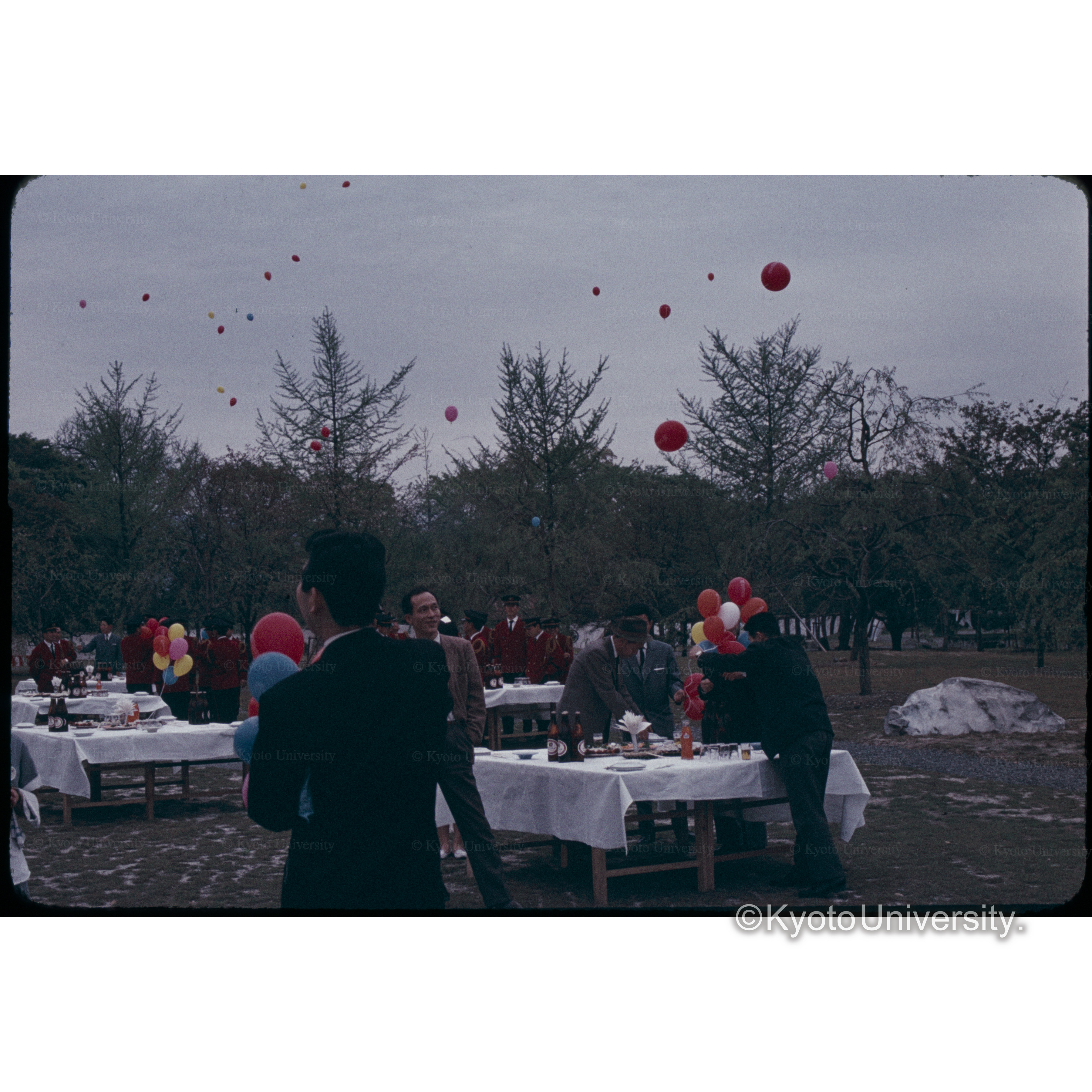 二条リ宮新庭園開園 (1)