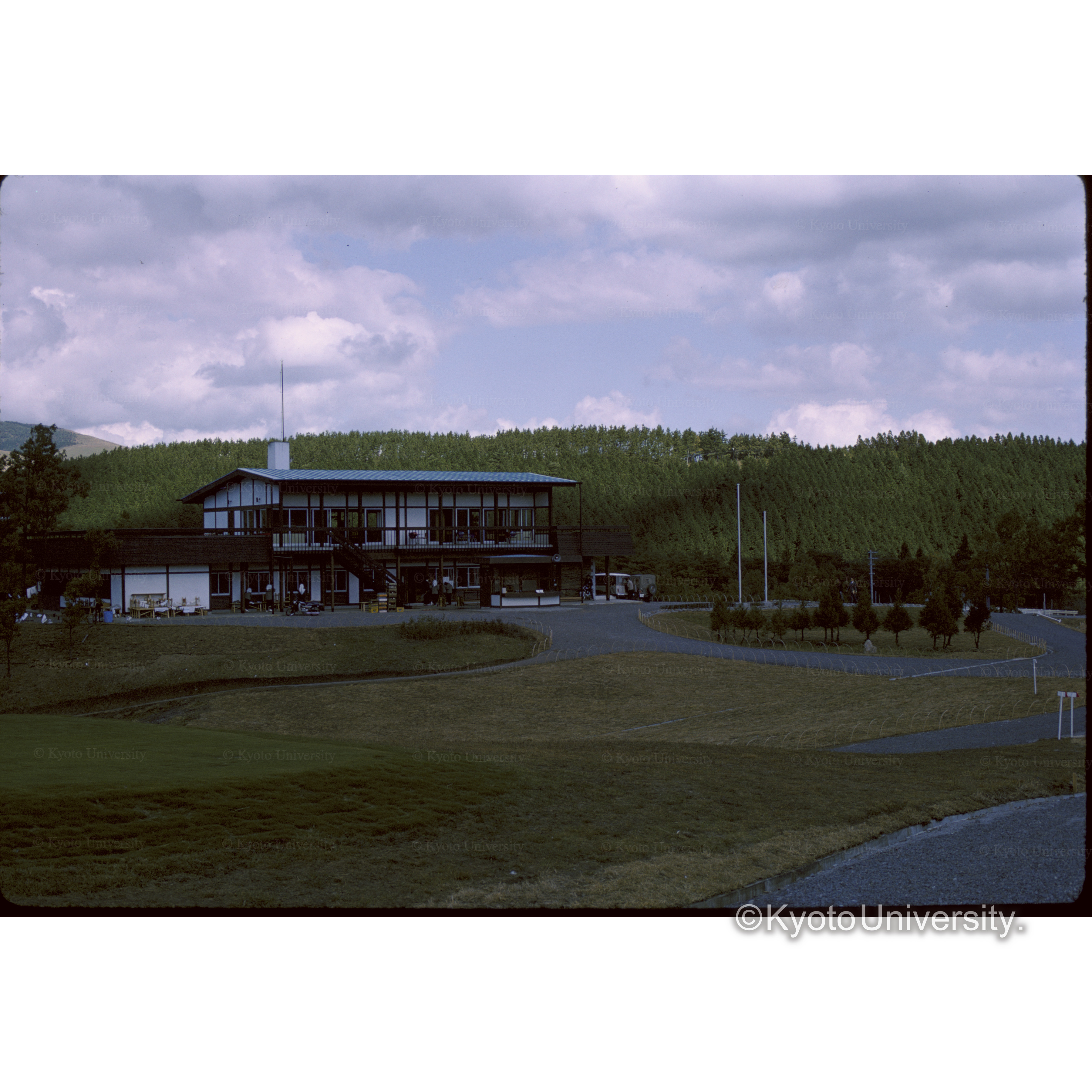 九重クラブ□ハウス (1)