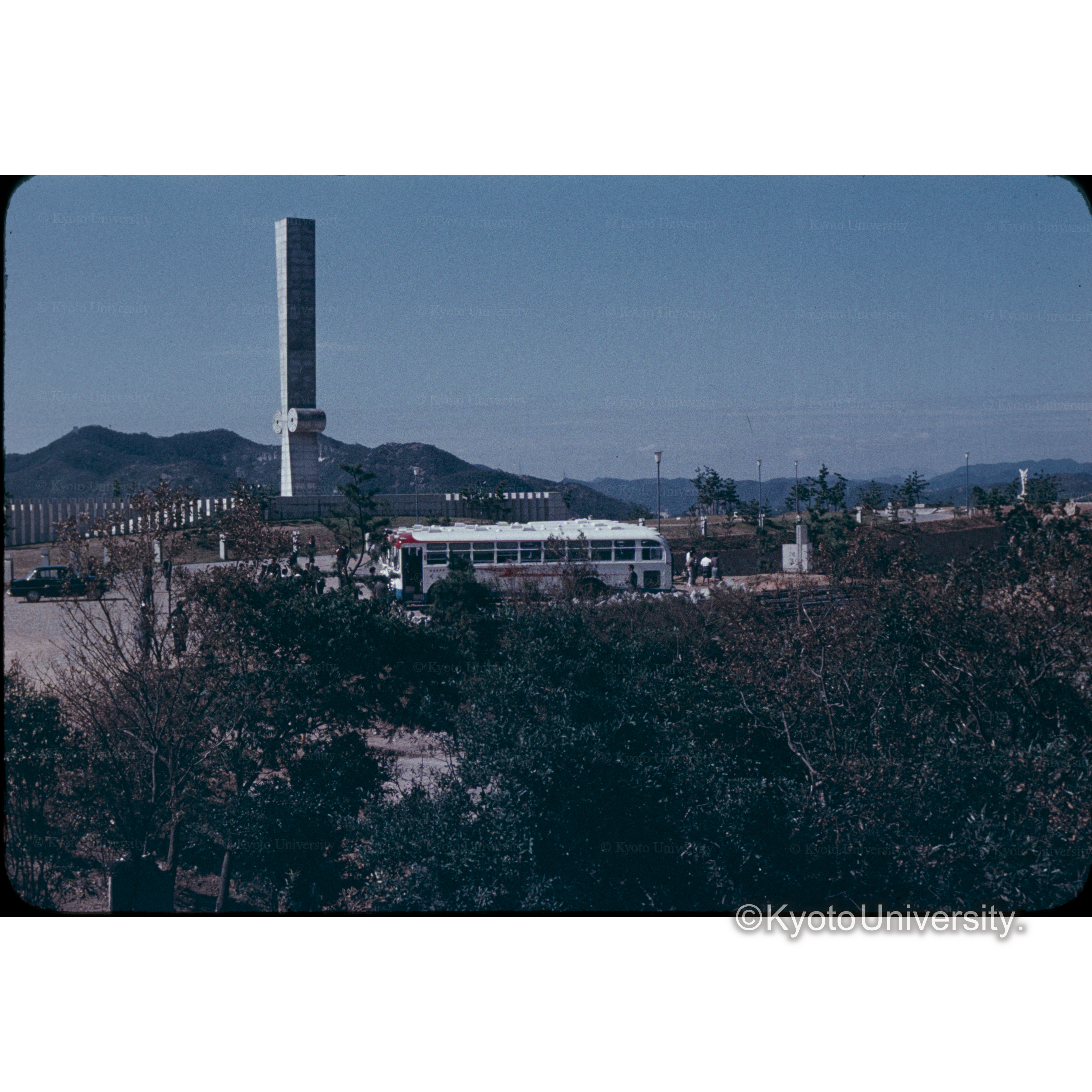 手柄山忠霊塔 (1)