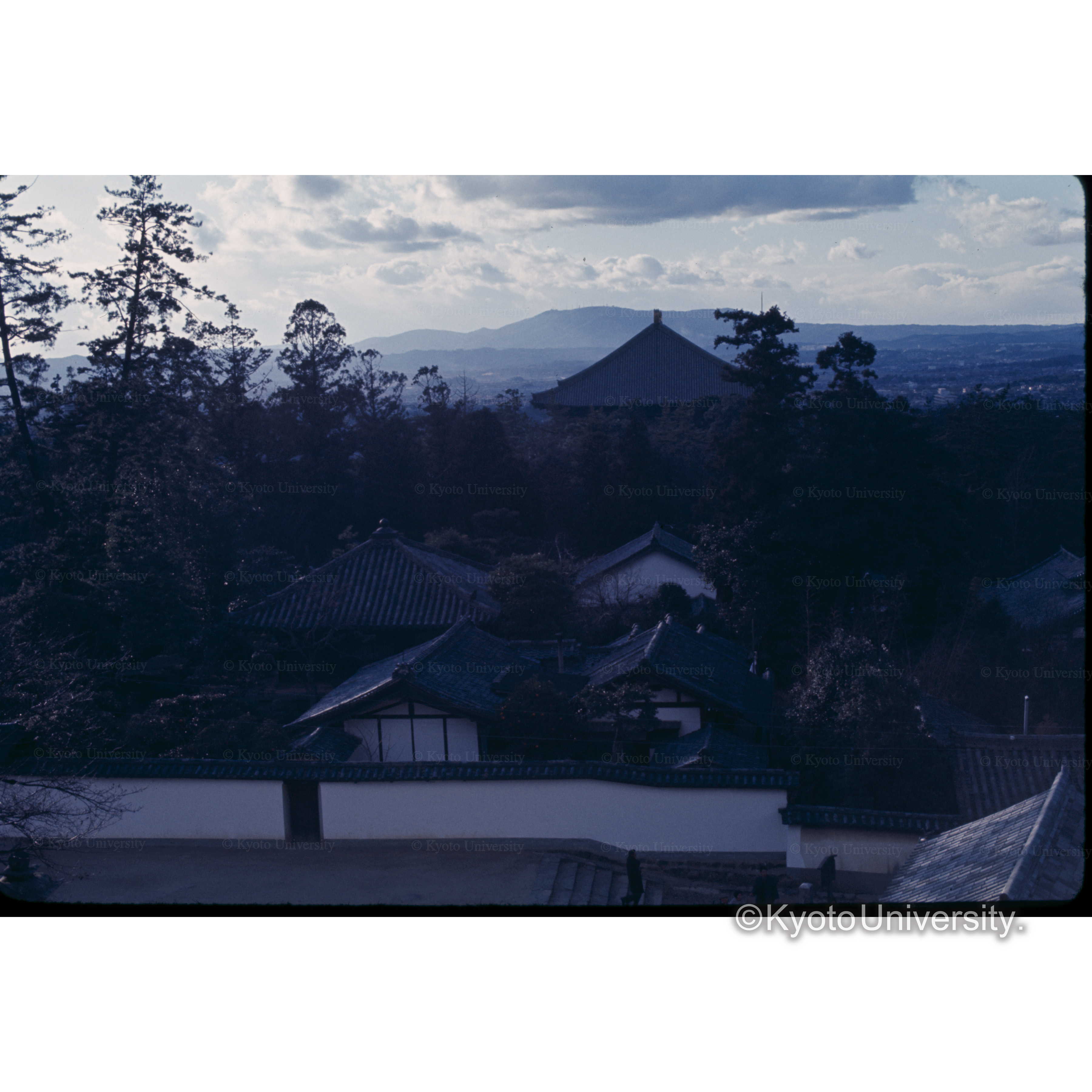 二月堂よりみる (1)