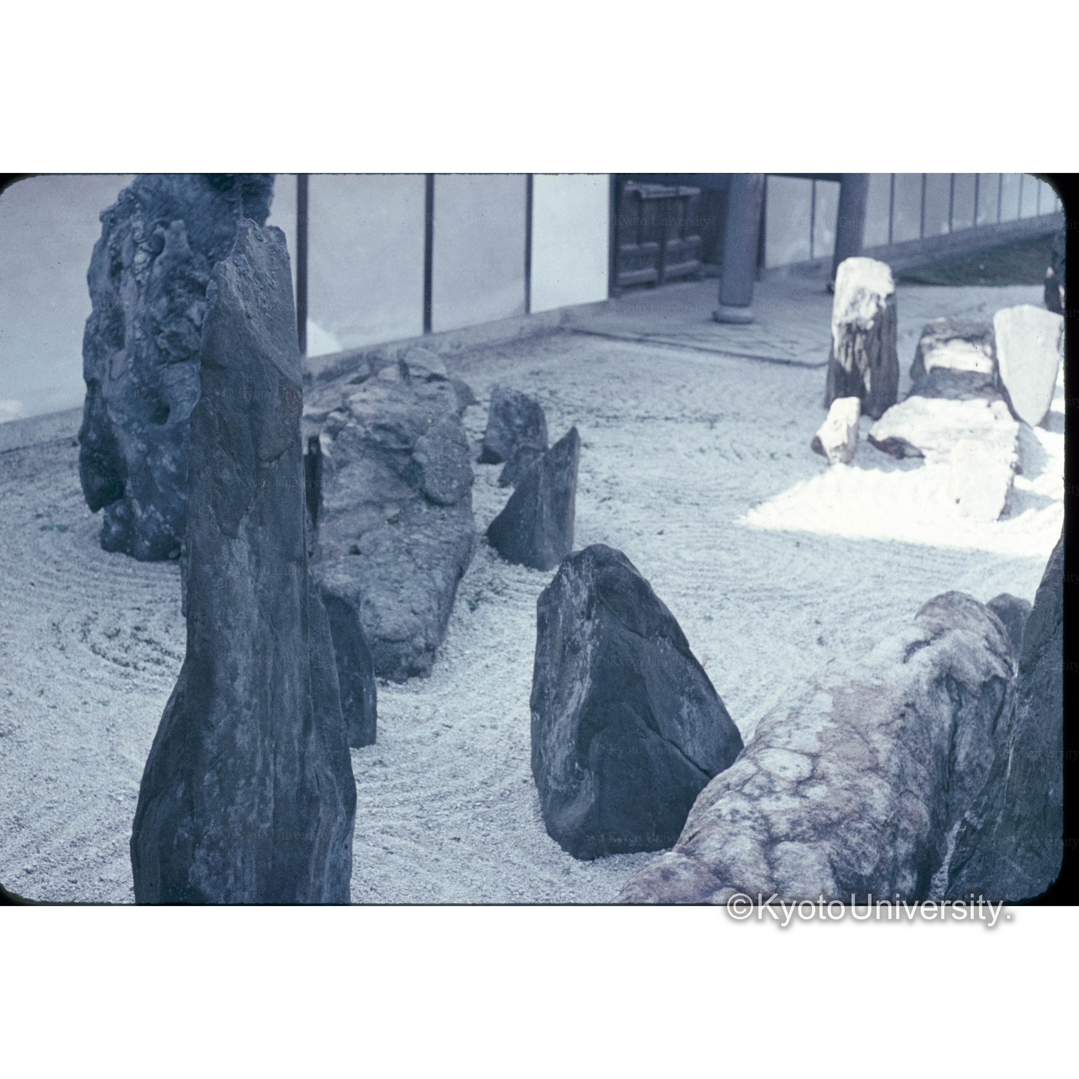 東福寺方丈南庭 (1)