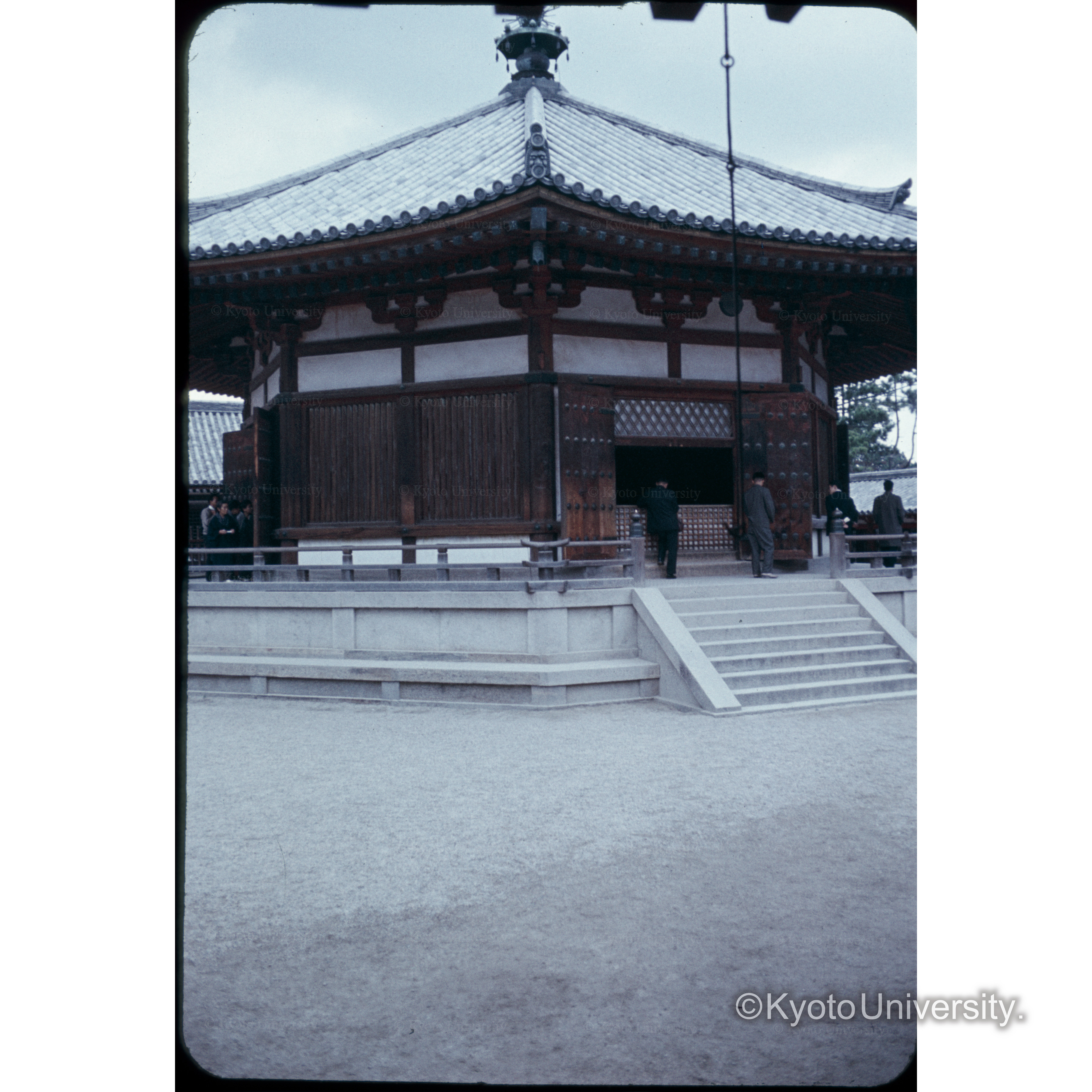 〔法隆寺夢殿〕 (1)