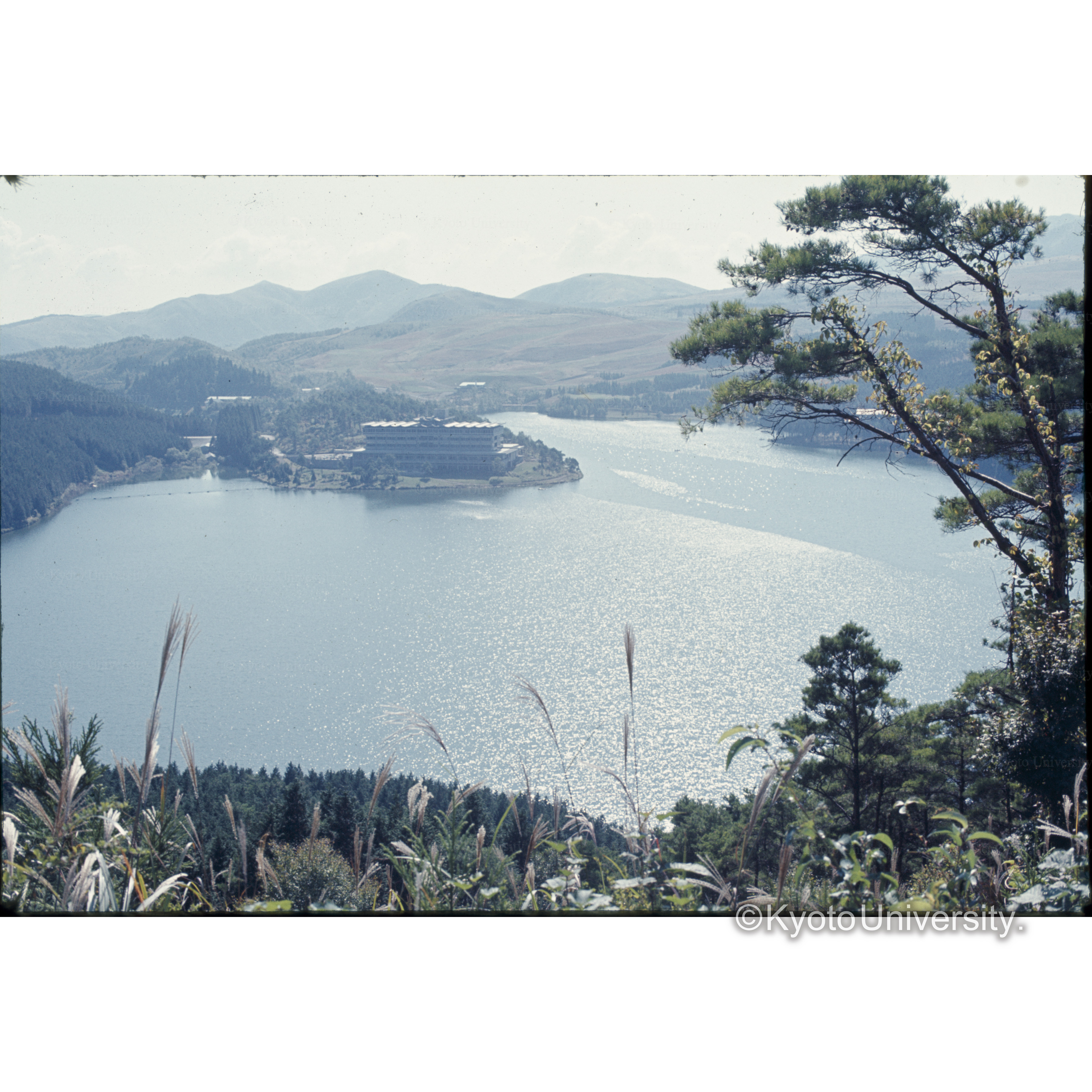 九重レークサイド・ホテル (1)