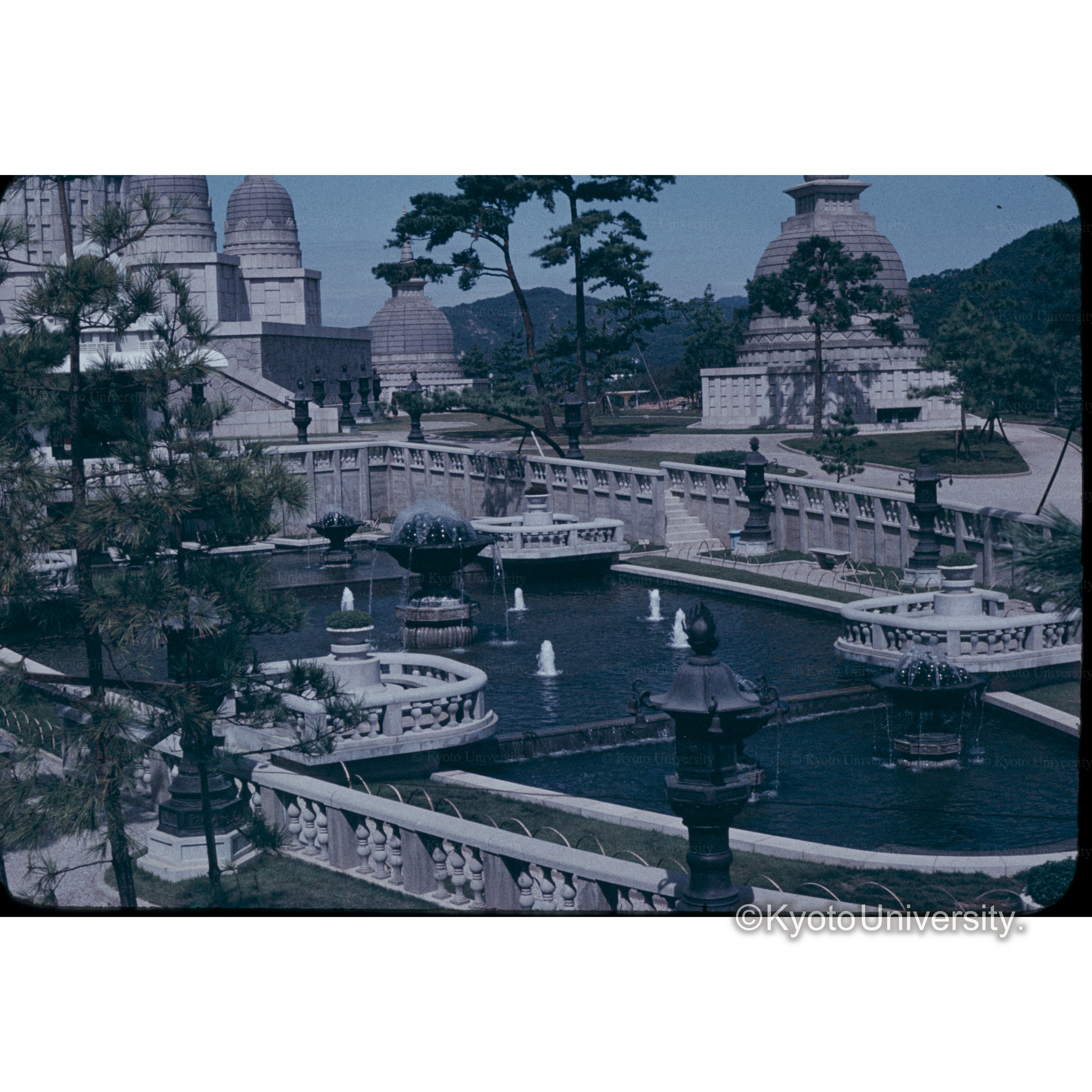 名古山仏舎利 (1)