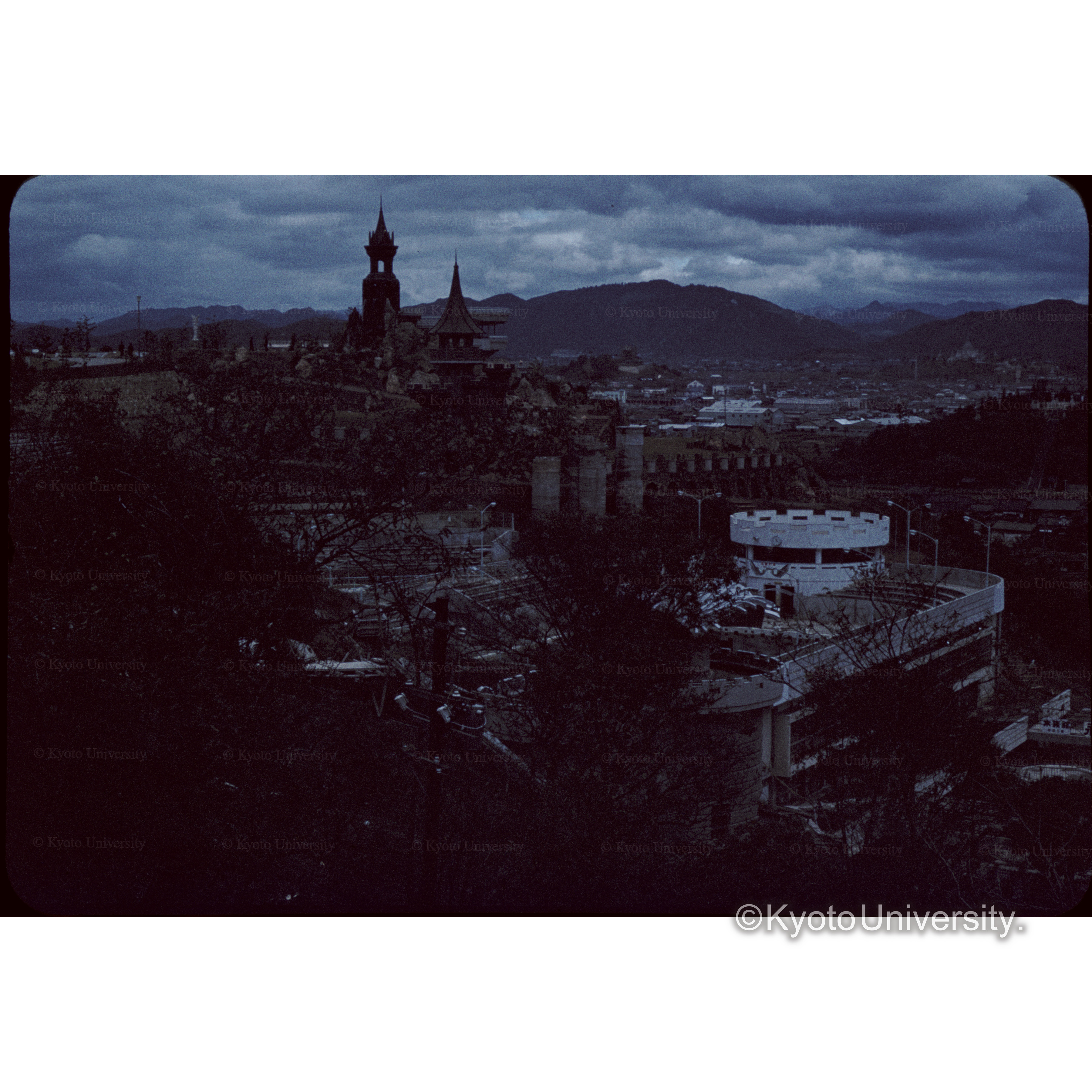 手柄山中央公園 (1)