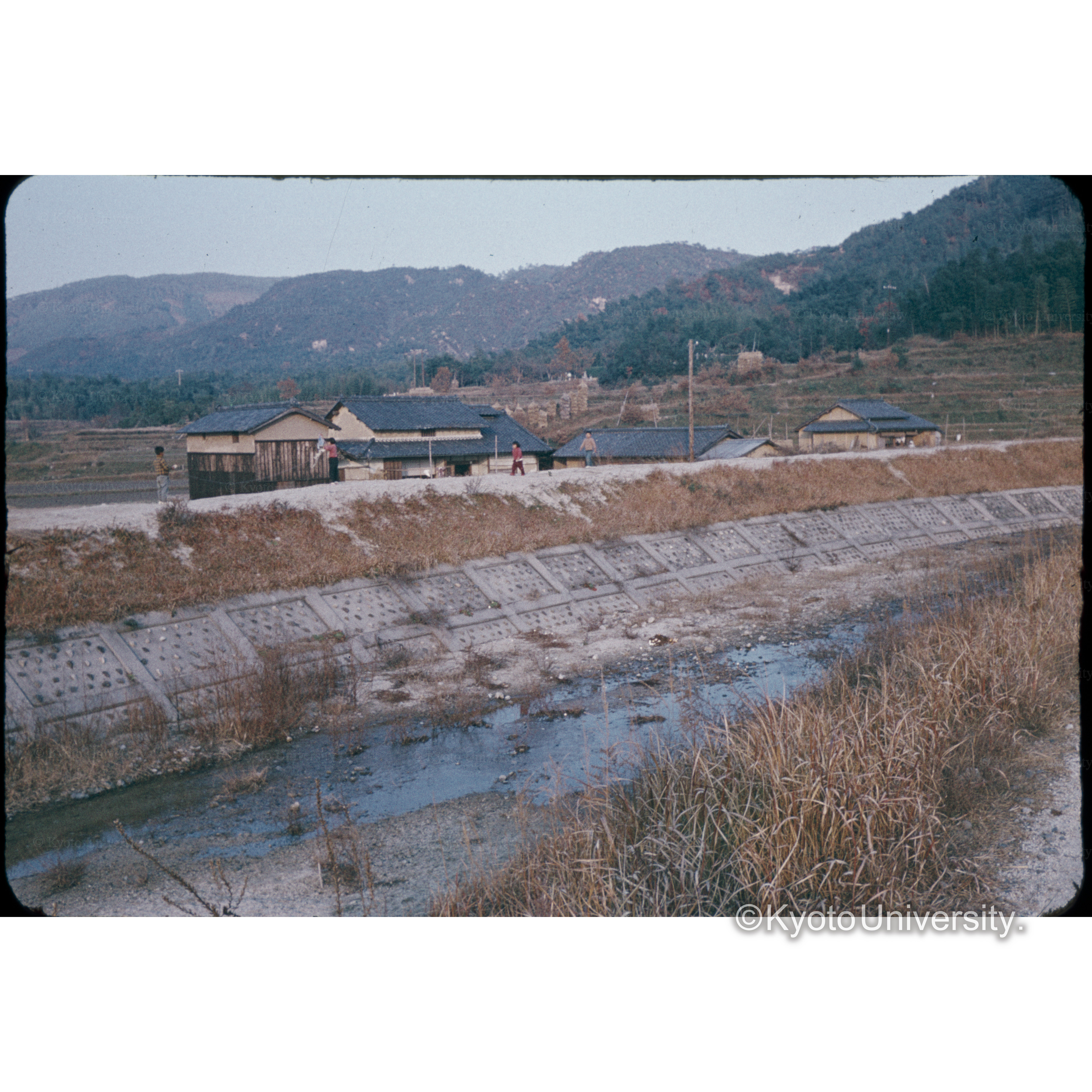 蟹満寺付近(山城町)の天上川 (1)