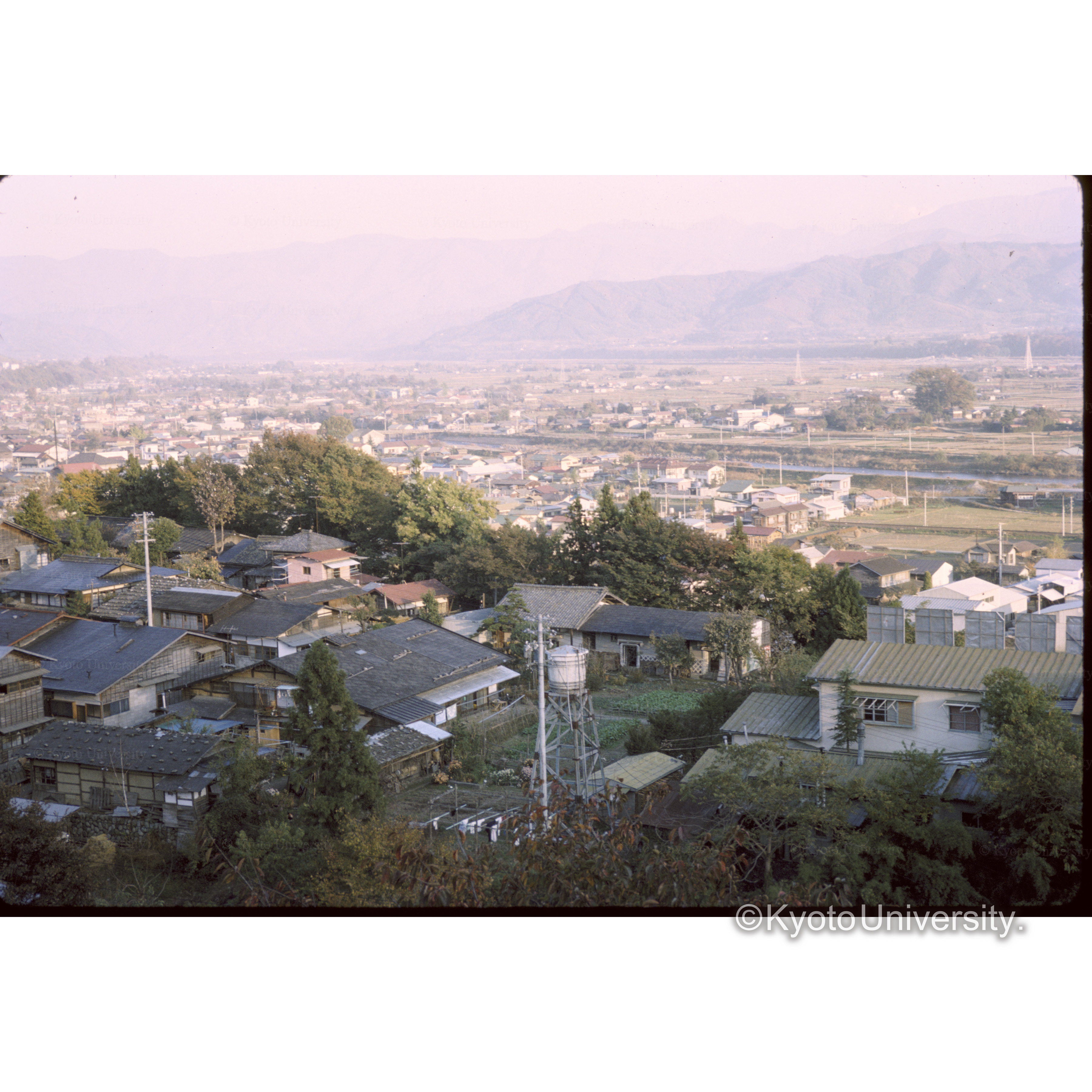 公園より伊那市をみる (1)