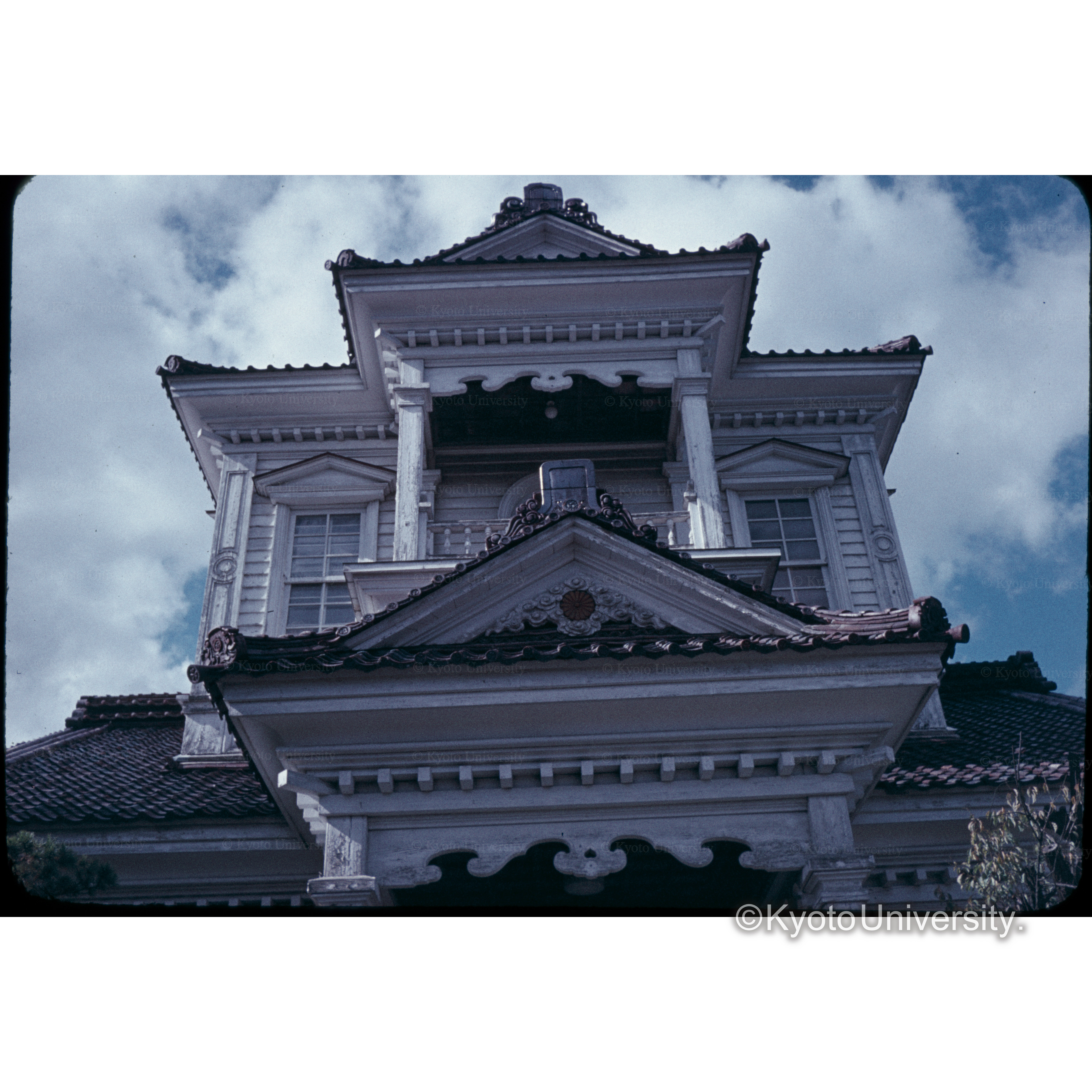 〔西洋風建築物〕 (1)