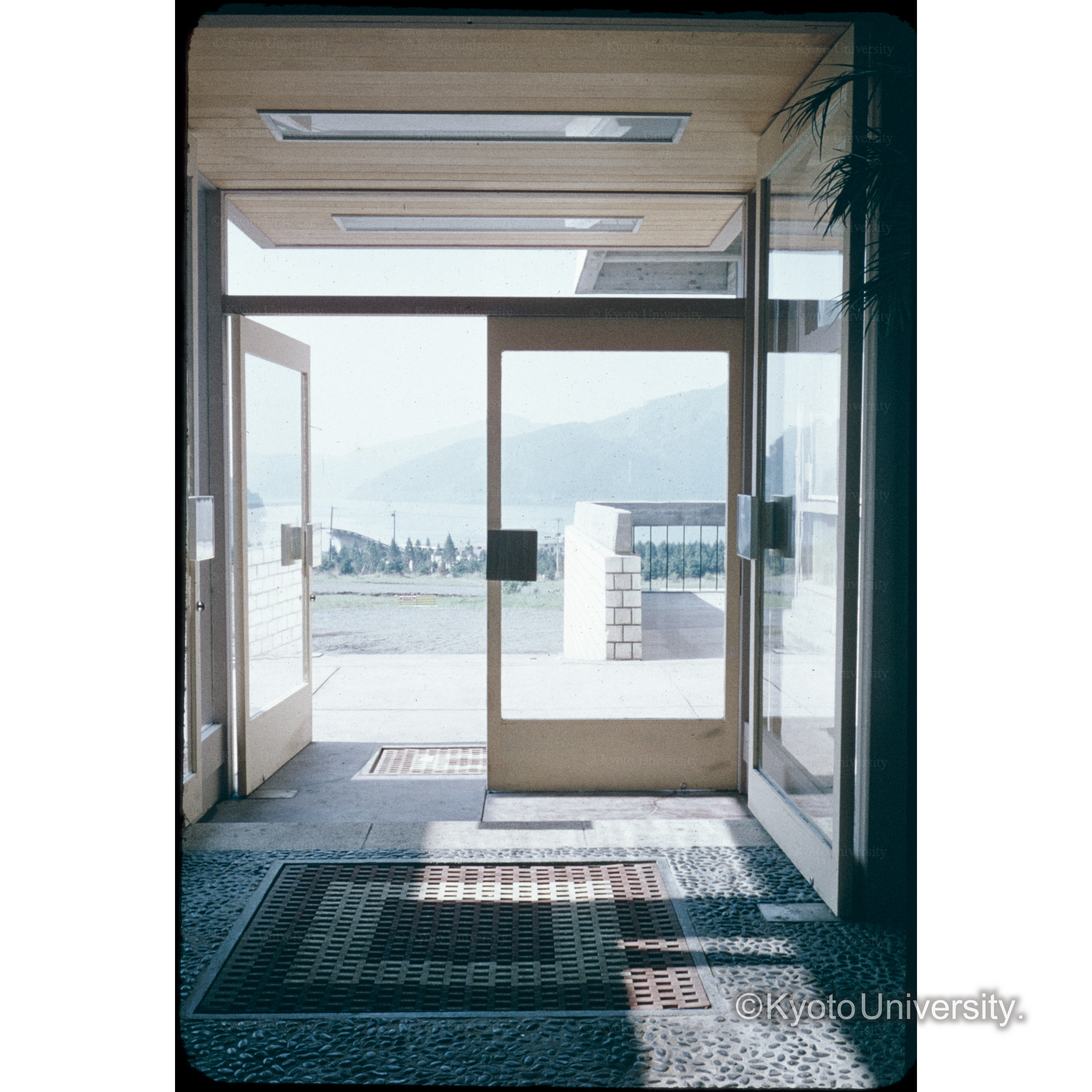 箱根レイクロッジ (1)