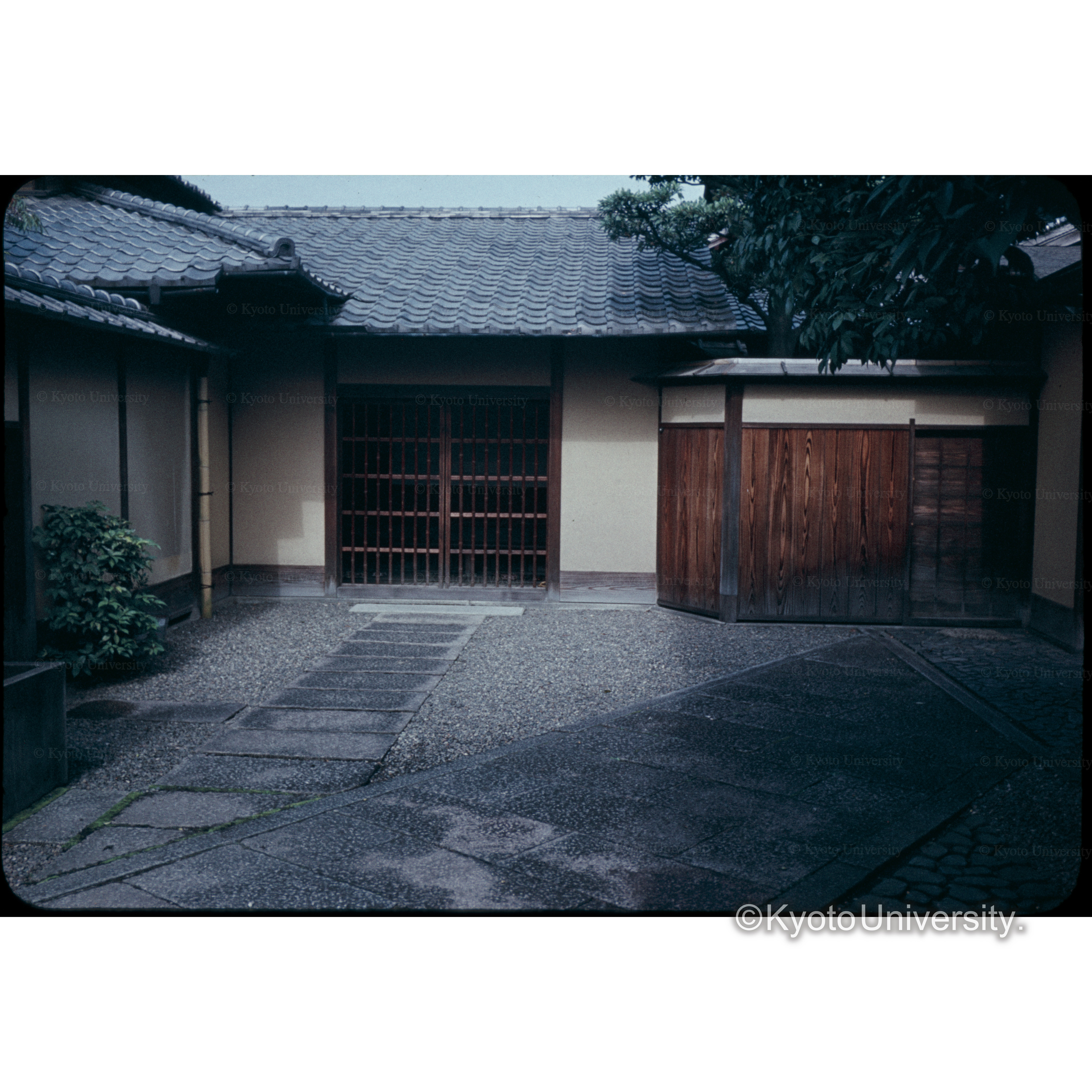 表千家正面入口 (1)