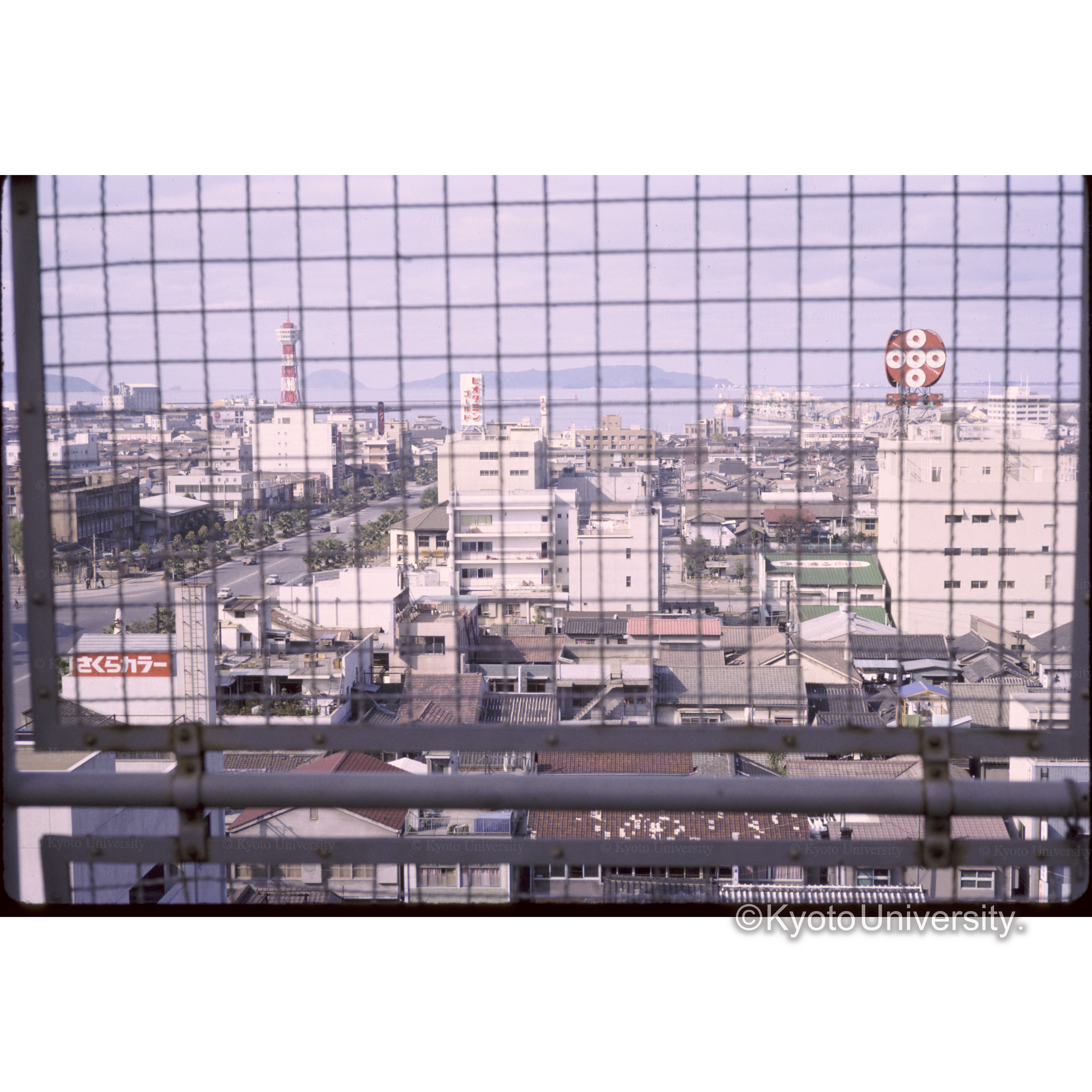 福岡大丸屋上より (1)