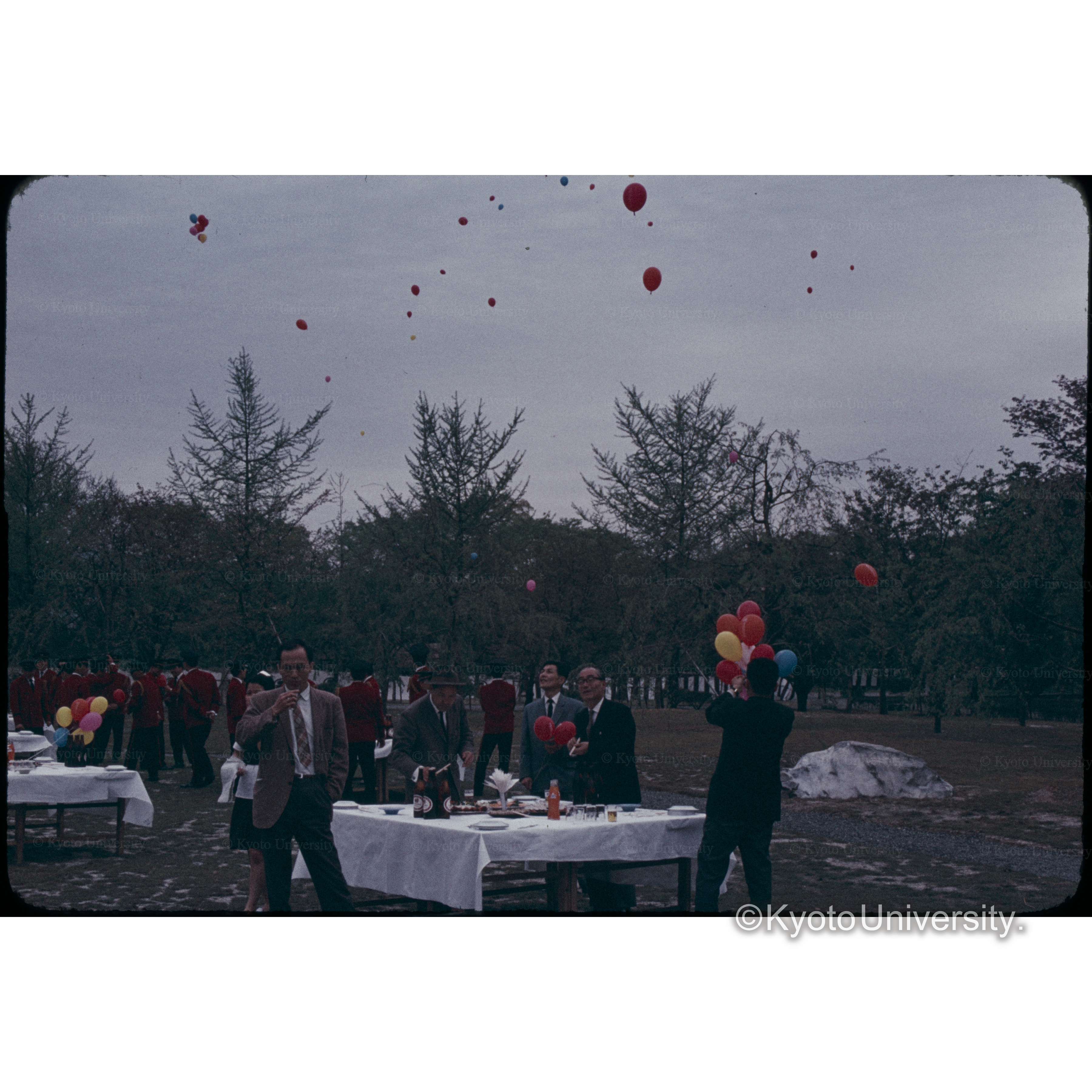 二条リ宮新庭園開園 (1)