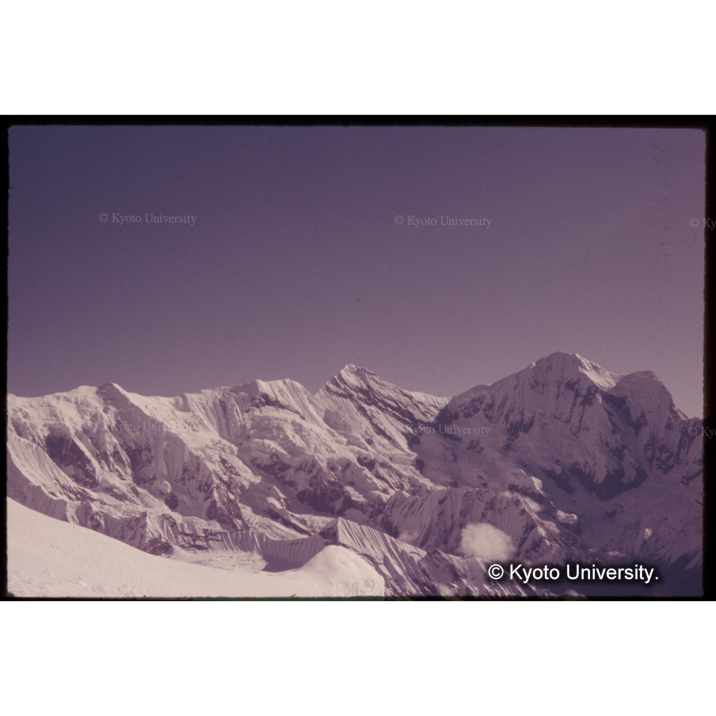 Ｃ４からのアンナプルナ内院の山々 (1)