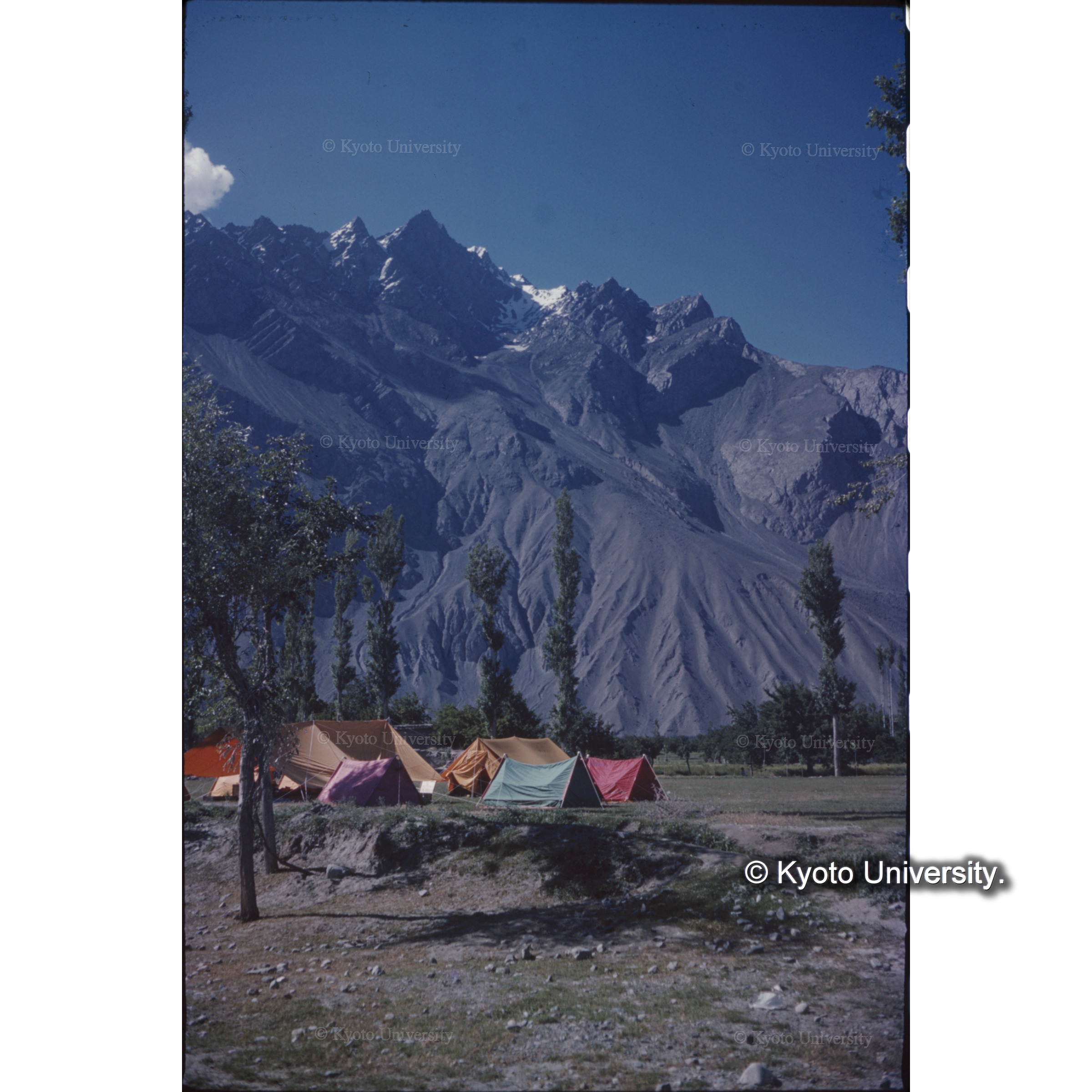 スカルド、テント地 (1)