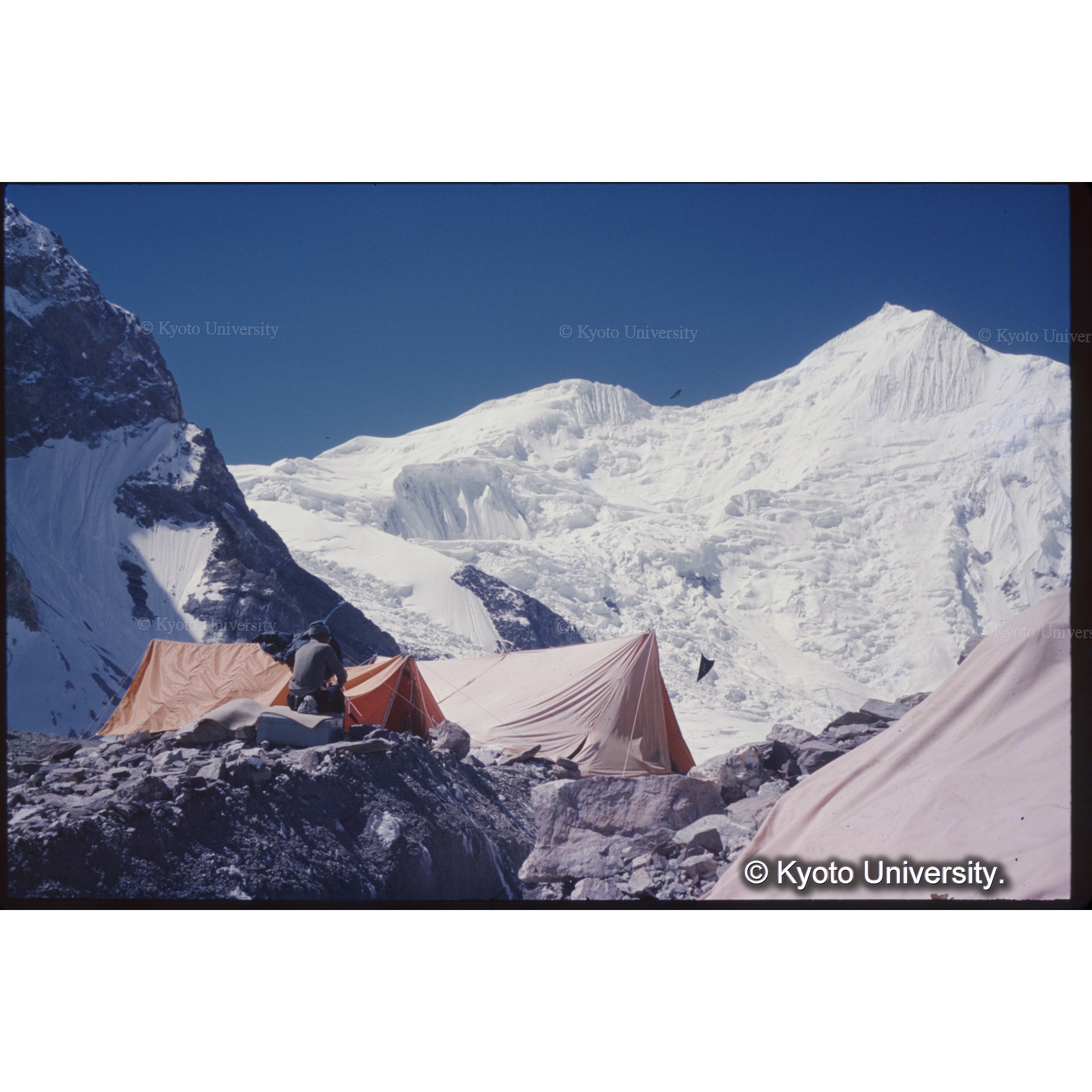 BCにて桑原隊長 (1)