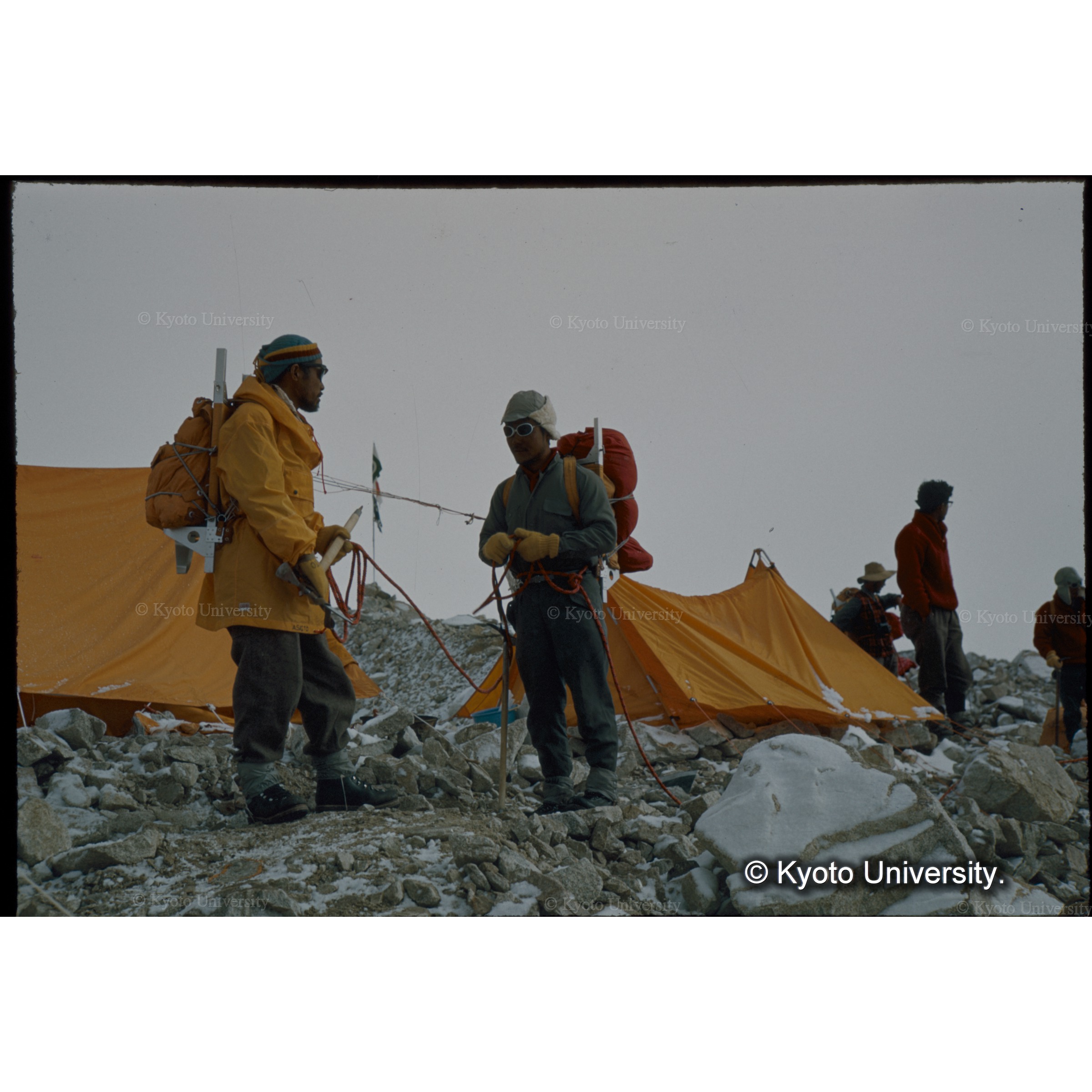 峠にむけて出発　上尾と谷？ (1)