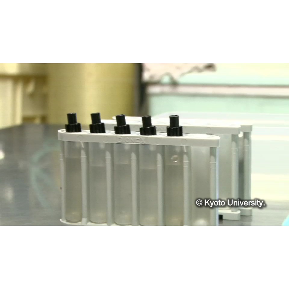 脱塩(イオンクロマトグラフィー) (1)