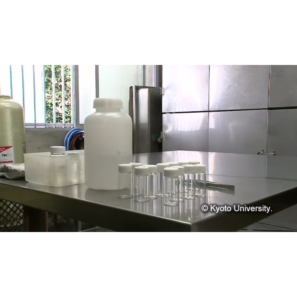 脱塩(イオンクロマトグラフィー) (1)