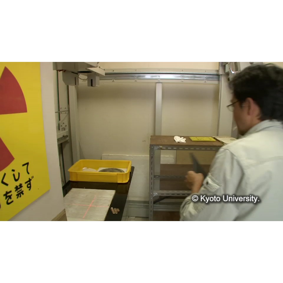 X線透過試験 (1)