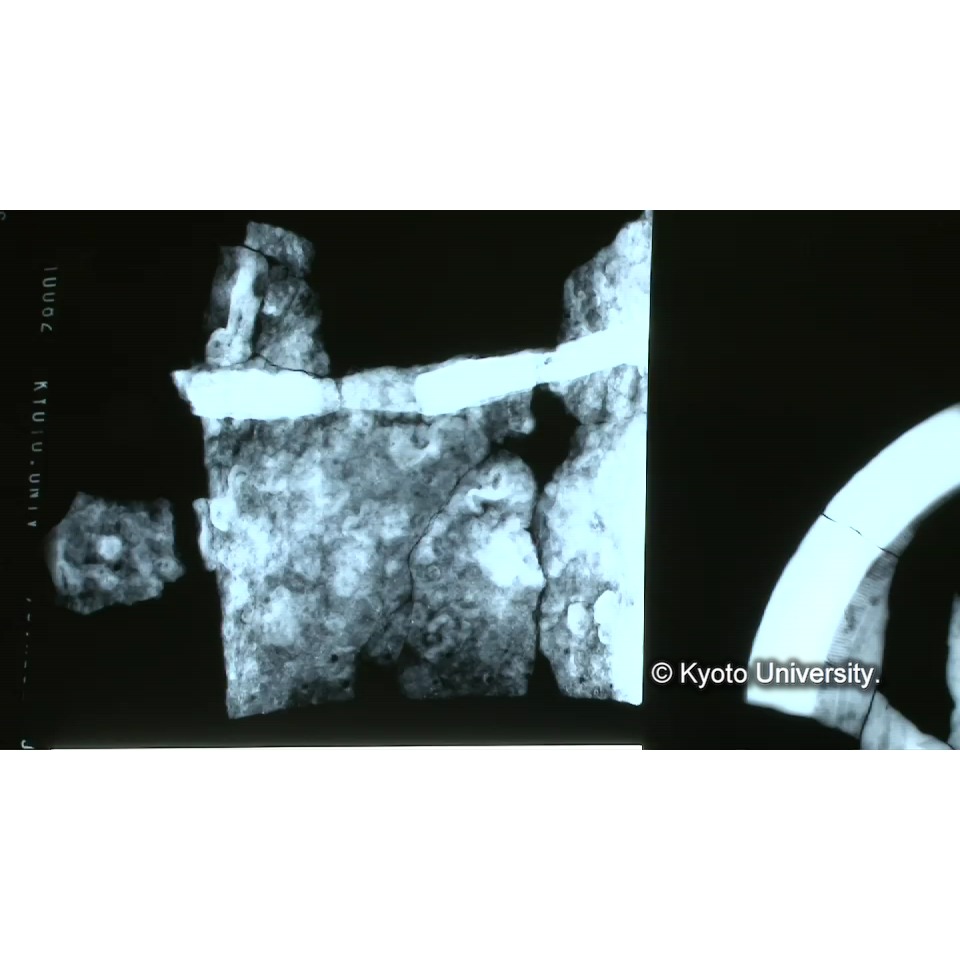 X線透過試験 (1)