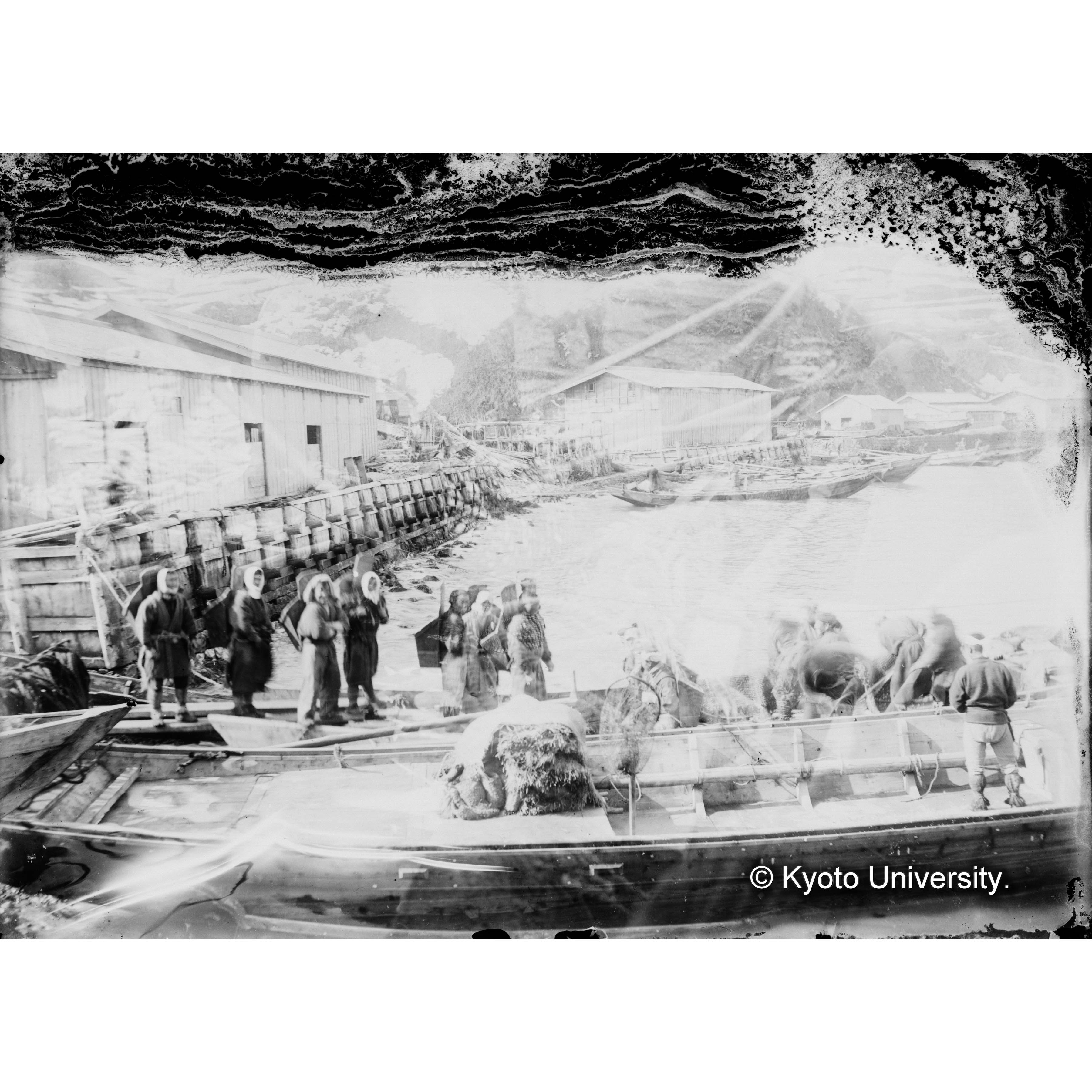 [ガラス乾板.](本乾板の次に位置する「SY159」と接着により内容不明.) (4)