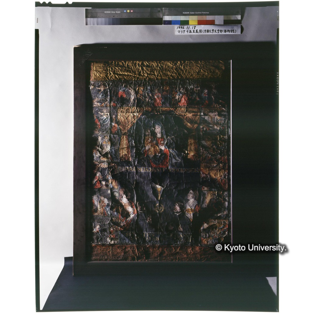 斜光線写真（左から：全図・枠付表面） (1)