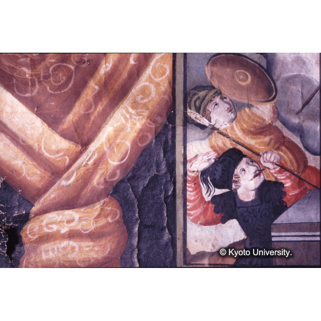 カラー写真（中央上段：カーテン・十五玄義第十一図：左下側人物） (1)