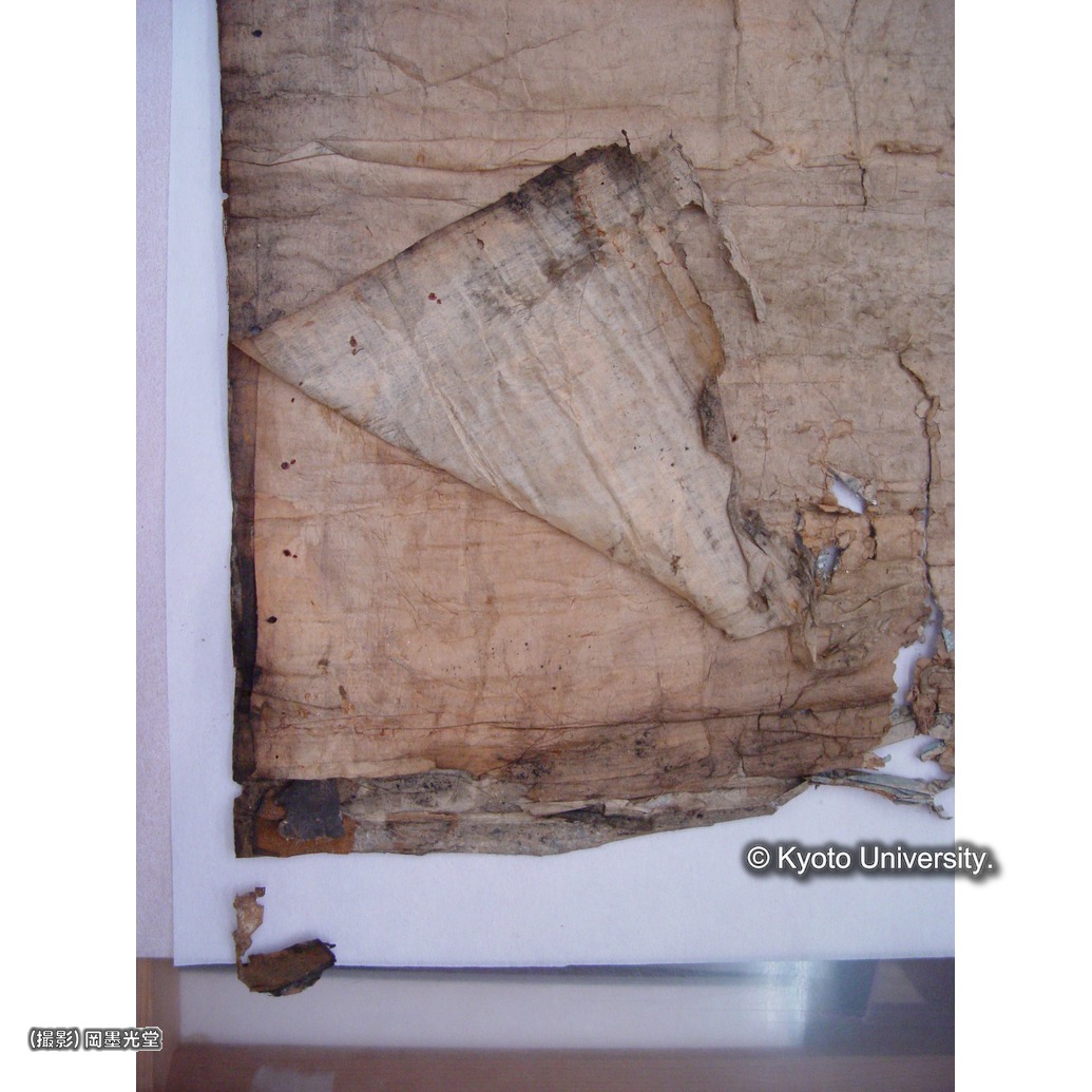 表具取り外し前（裏打ち確認） (1)