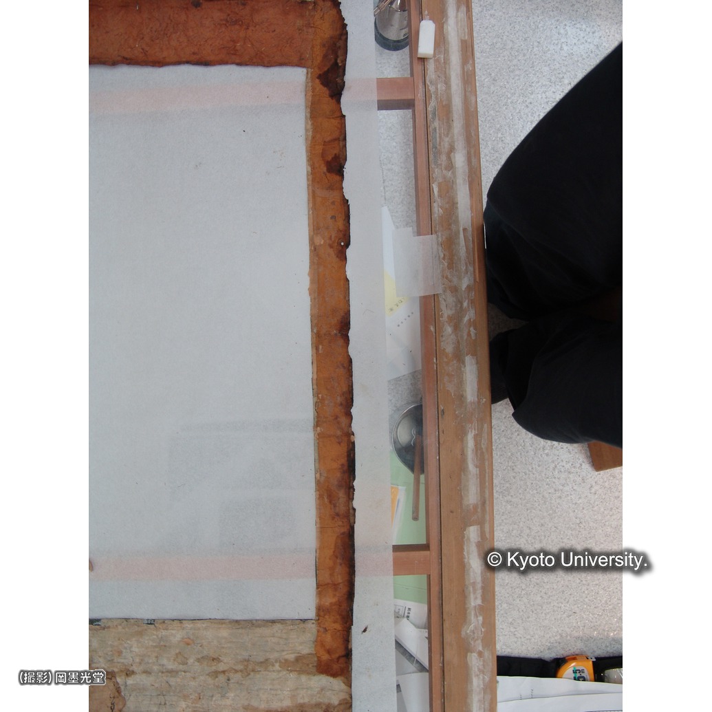 裏打ち除去後（柱） (1)