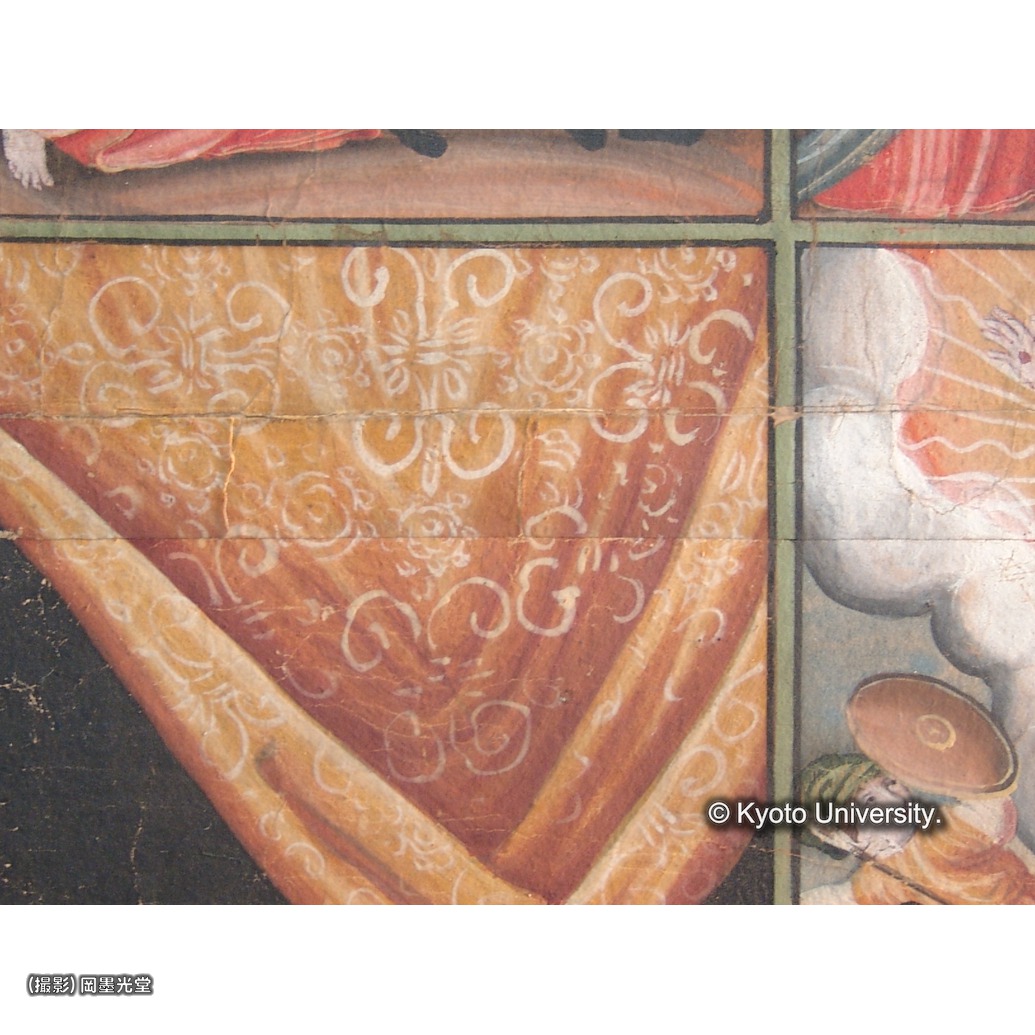 カラー写真（中央上段：カーテン） (1)